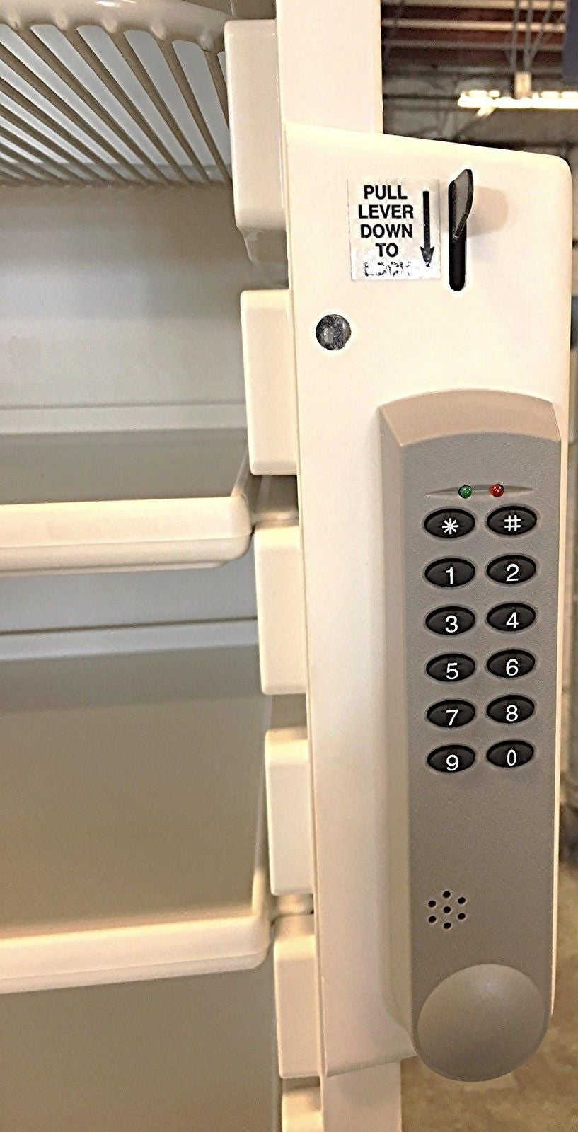 HERMAN MILLER MEDICAL HOSPITAL TAMBOUR DOOR KEY LOCKER CABINET ONWHEELS FREESHIP