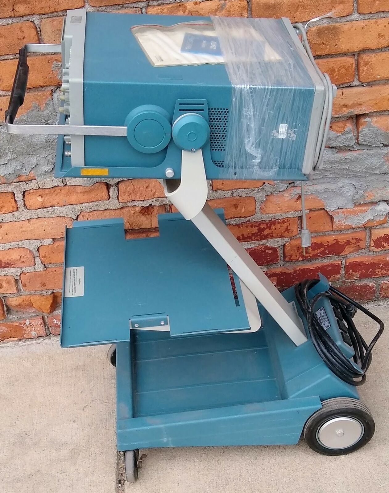 90-DAY-WARRANTY TEKTRONIX 2247A 100 MHZ OSCILLOSCOPE (K212 CART?) WATCH VIDEO