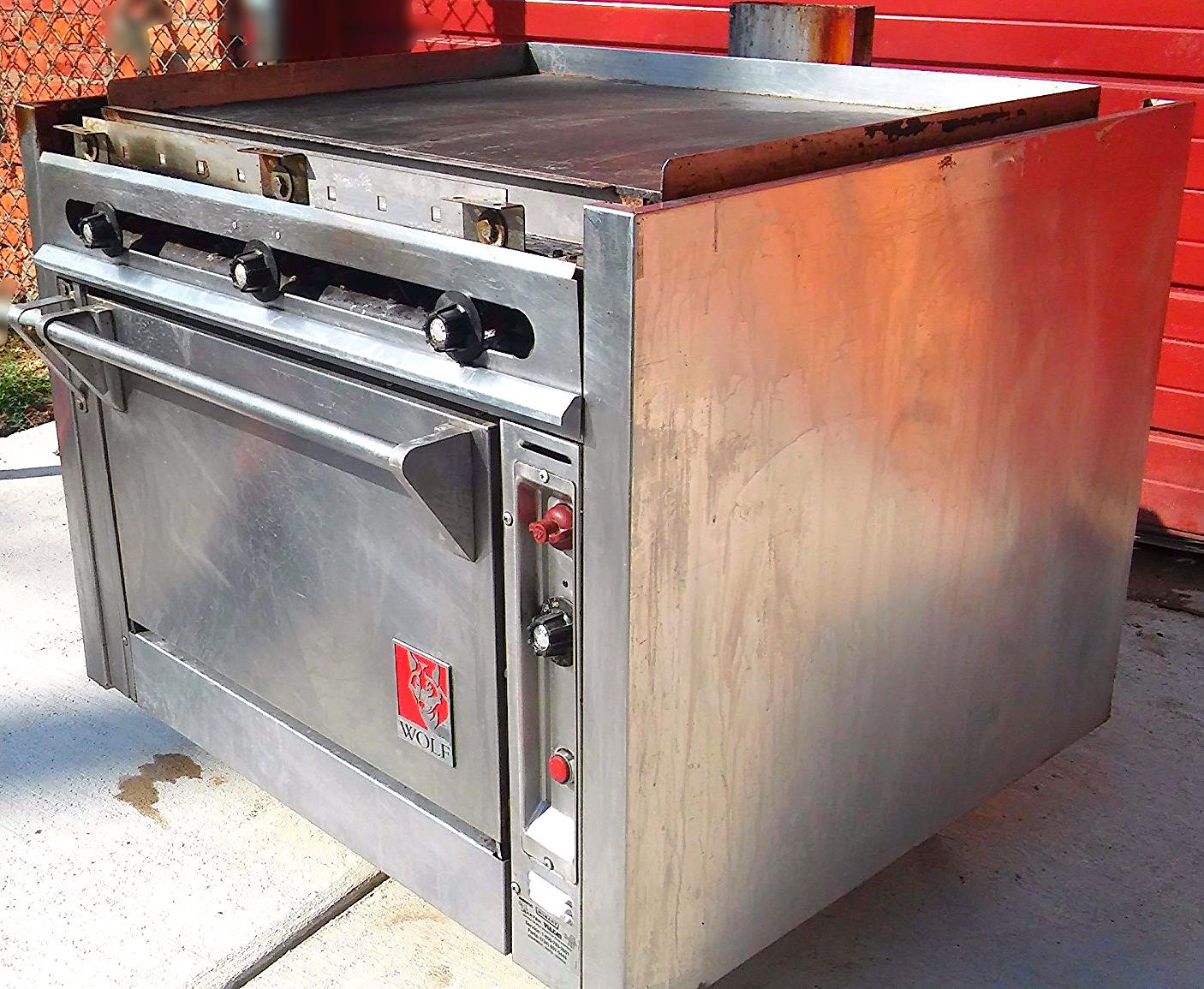 WOLF 36" FLAT TOP GAS GRIDDLE COMMERCIAL RESTAURANT PLANCHA CONVECTION OVEN