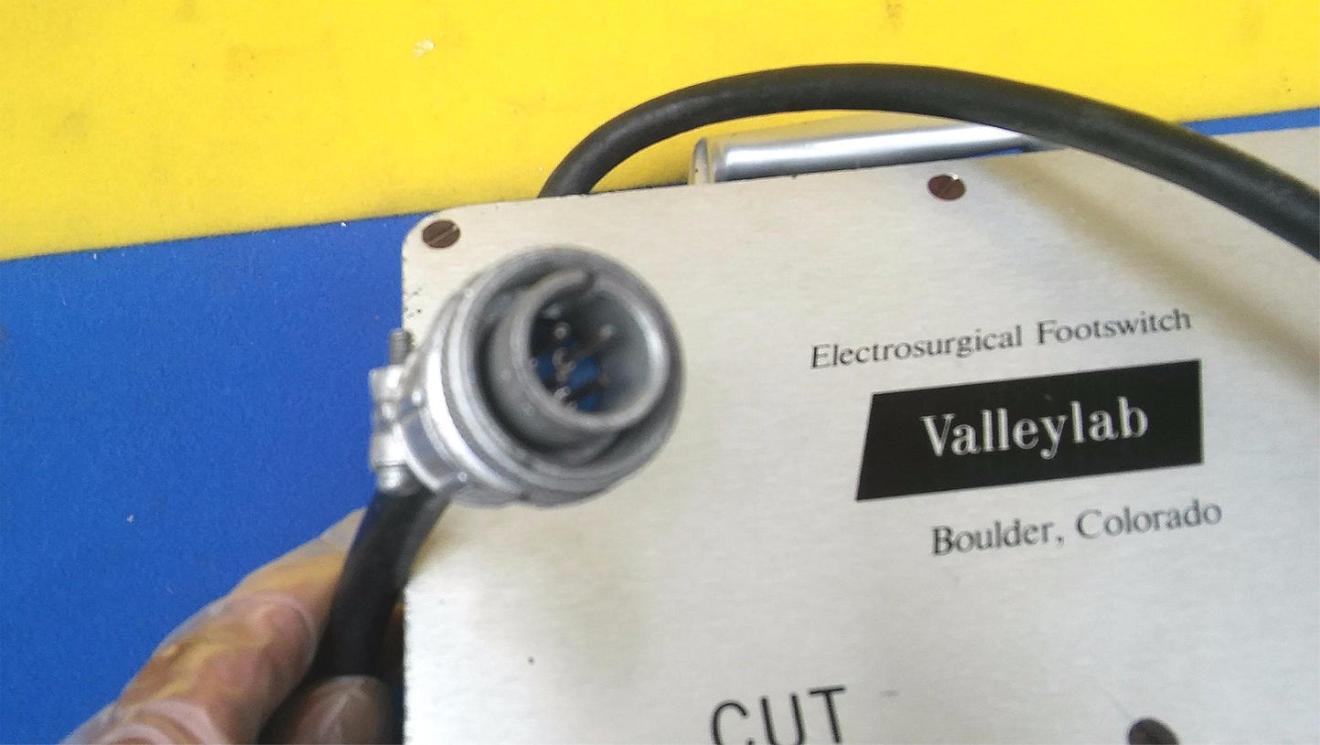 VALLEYLAB ELECTROSURGICAL MONOPOLAR 4 PINS DUAL PEDAL FOOT SWITCH