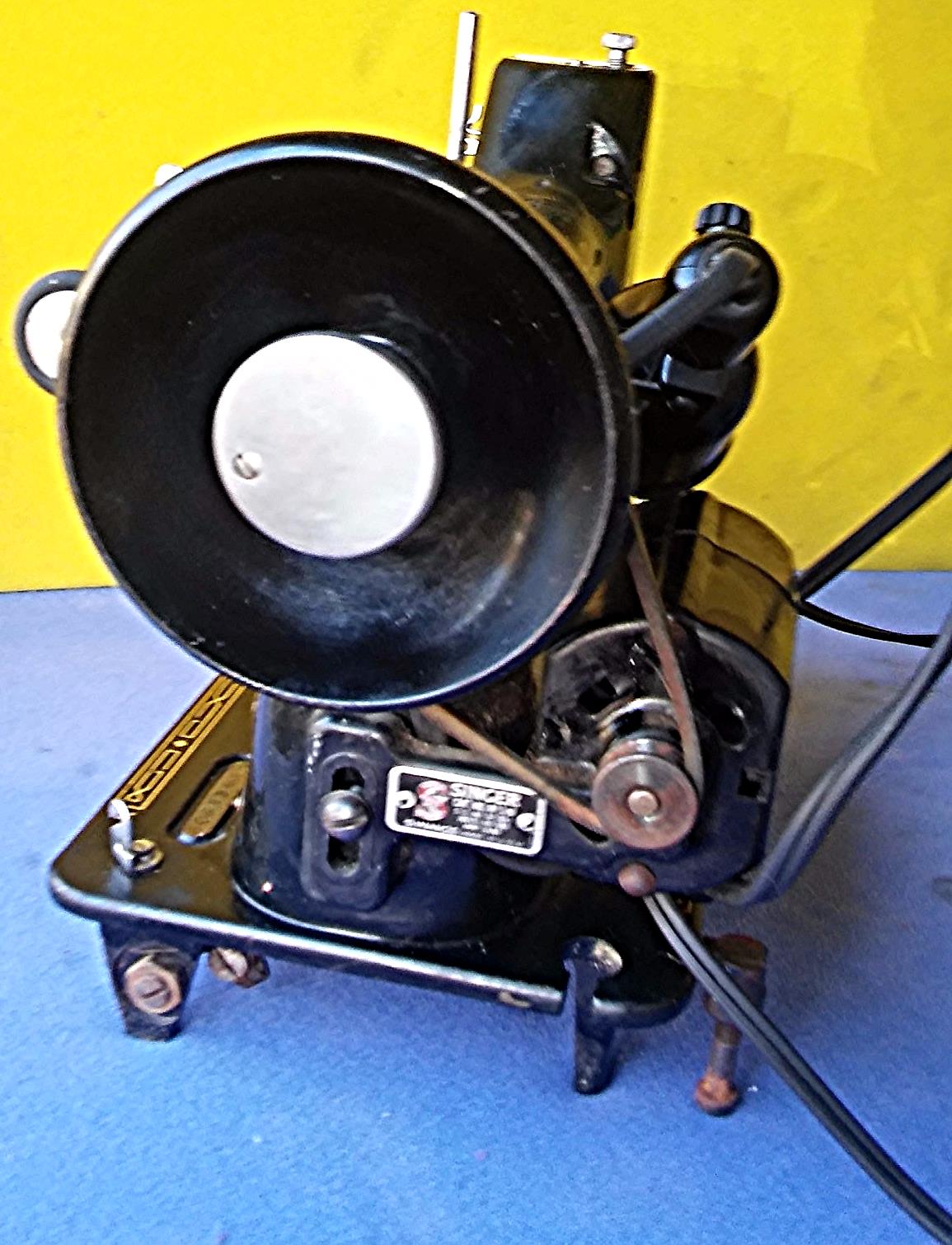 1955 SINGER MODEL 99K SEWING MACHINE EK966509 PERFECT WATCH VIDEO FREESHIP