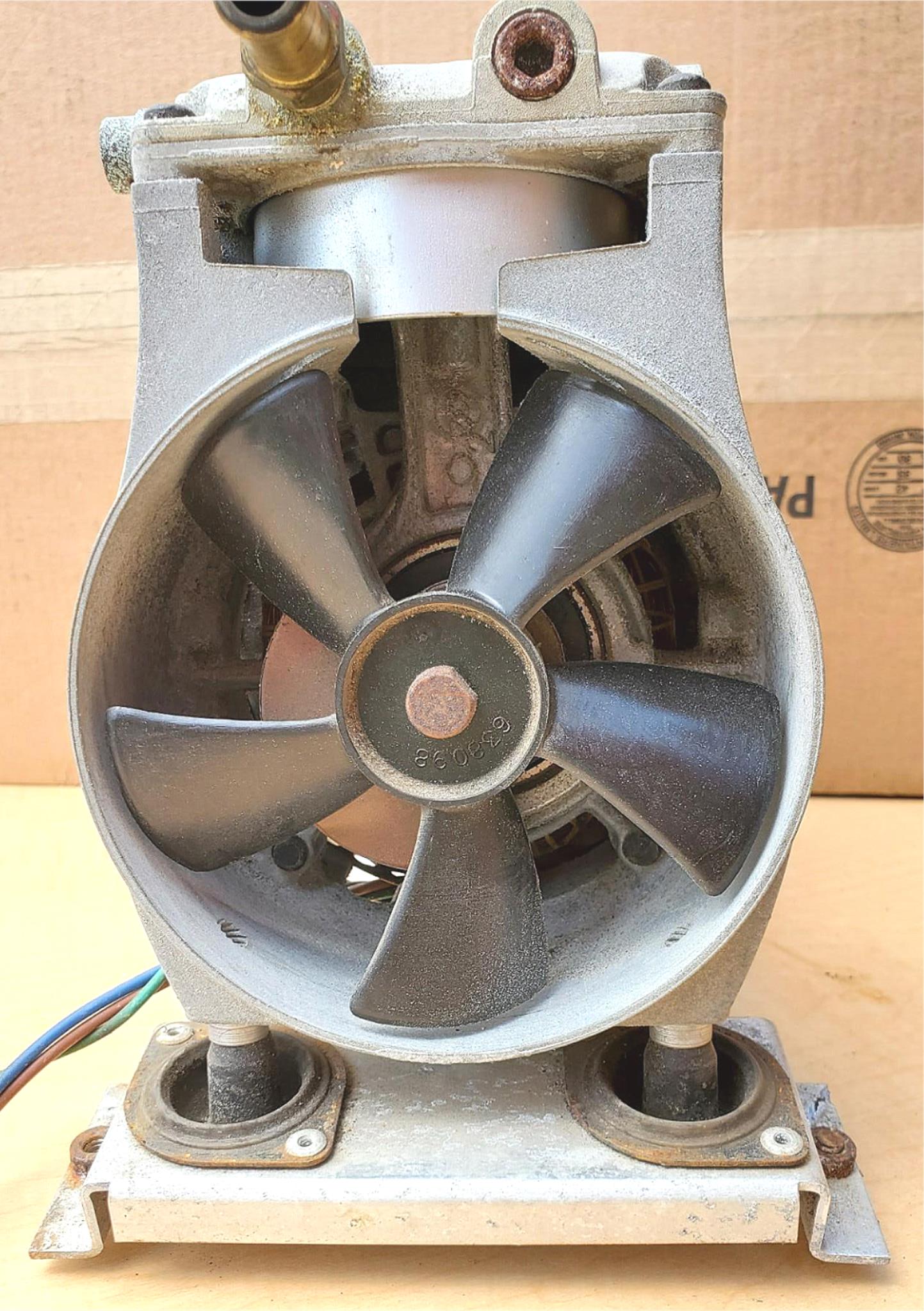 THOMAS 2650CE44-989 PISTON AIR COMPRESSOR VACUUM PUMP WATCH VIDEO FREE SHIP