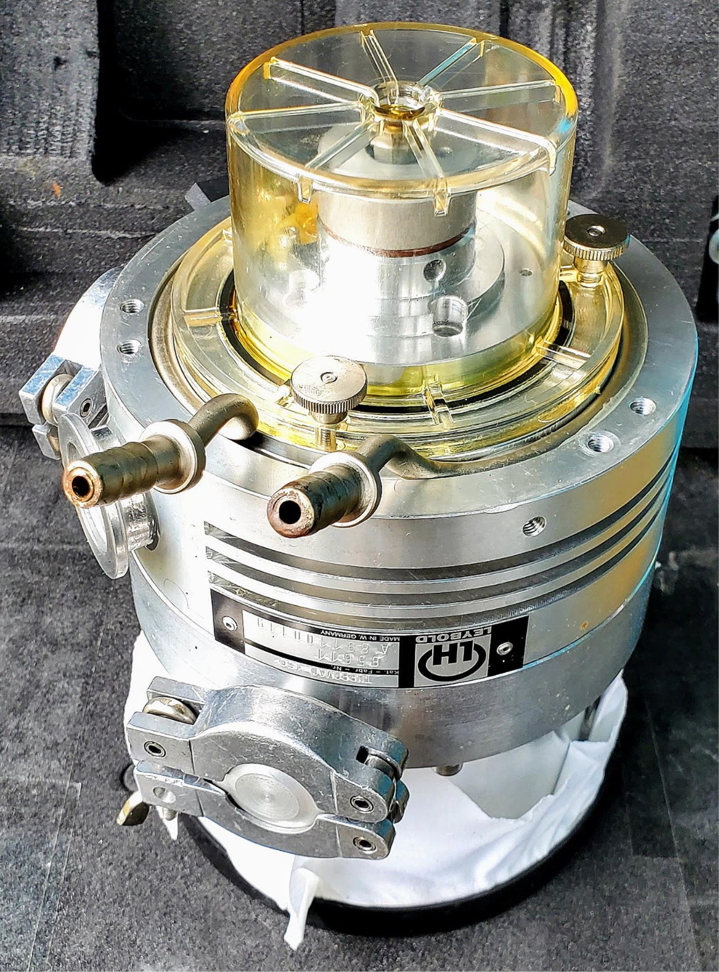 100% REFURBISHED 85611 LEYBOLD 150 l/s TURBOVAC 150 TURBOMOLECULAR PUMP FRESHIP
