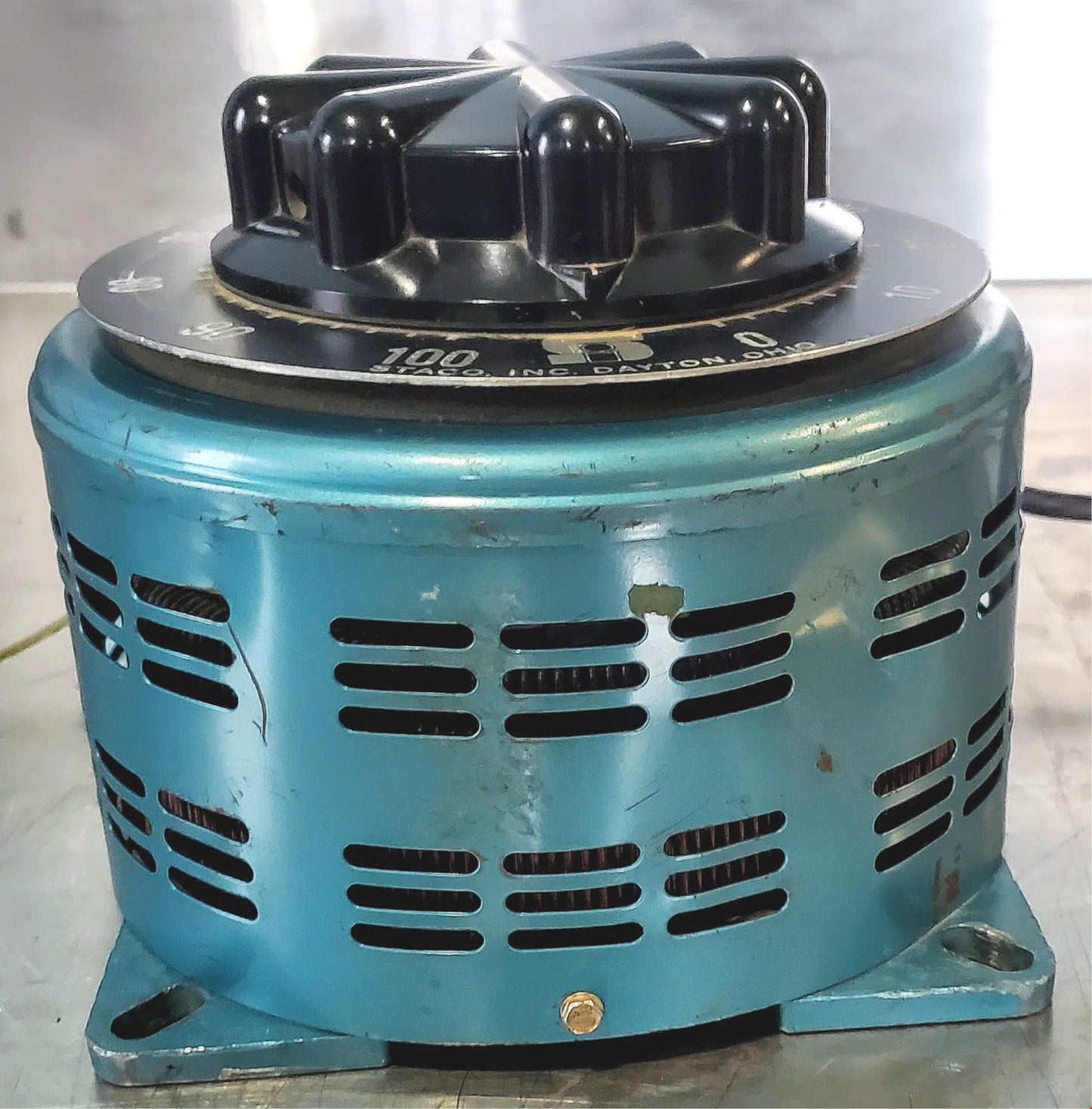 STACO PORTABLE VARIAC VARIABLE TRANSFORMER 120VAC INPUT 0-100 OUTPUT WATCH VIDEO