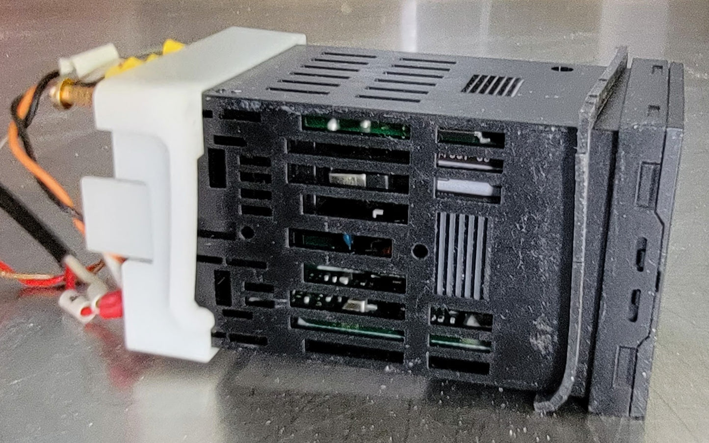 OMRON E5CN-Q2TC DIGITAL TEMPERATURE CONTROLLER 90-DAY-WARRANTY FREE SHIP