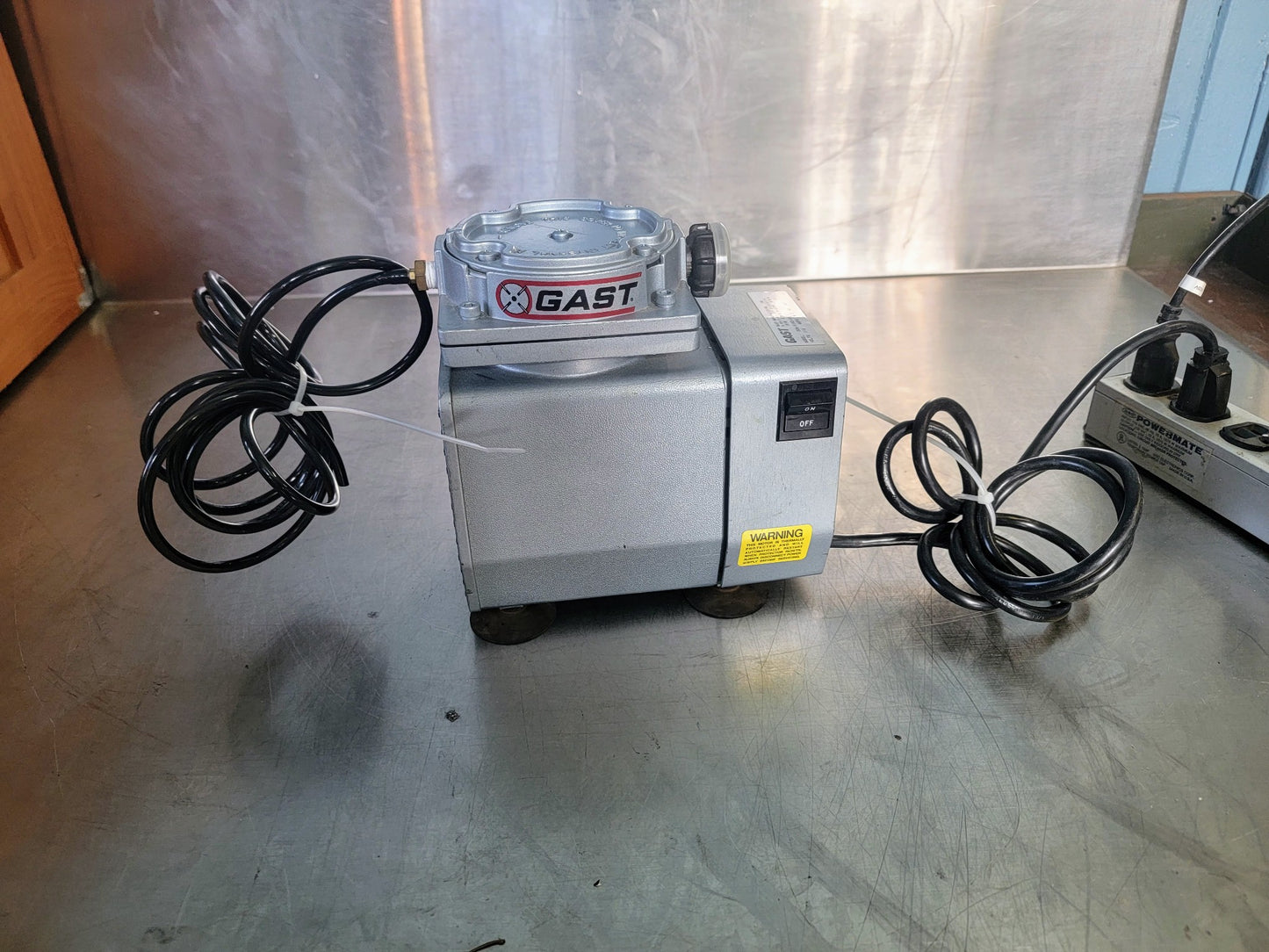 100% GAST DOA-V192-AA VACUUM PUMP 90-DAY-WARRANTY WATCH VIDEO