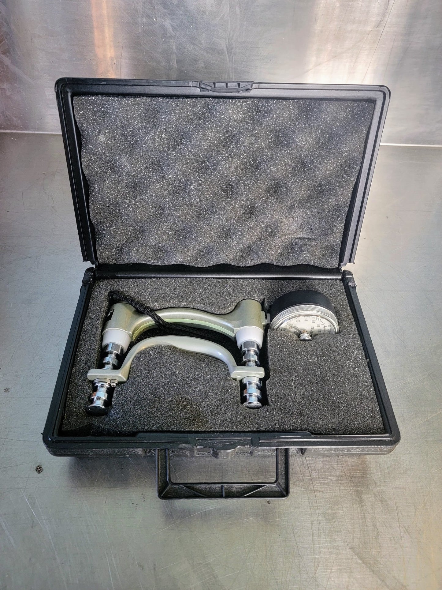 100% JAMAR 5030 J1 HYDRAULIC HAND DYNAMOMETER with CASE 0 - 200 Lbs FREESHIP