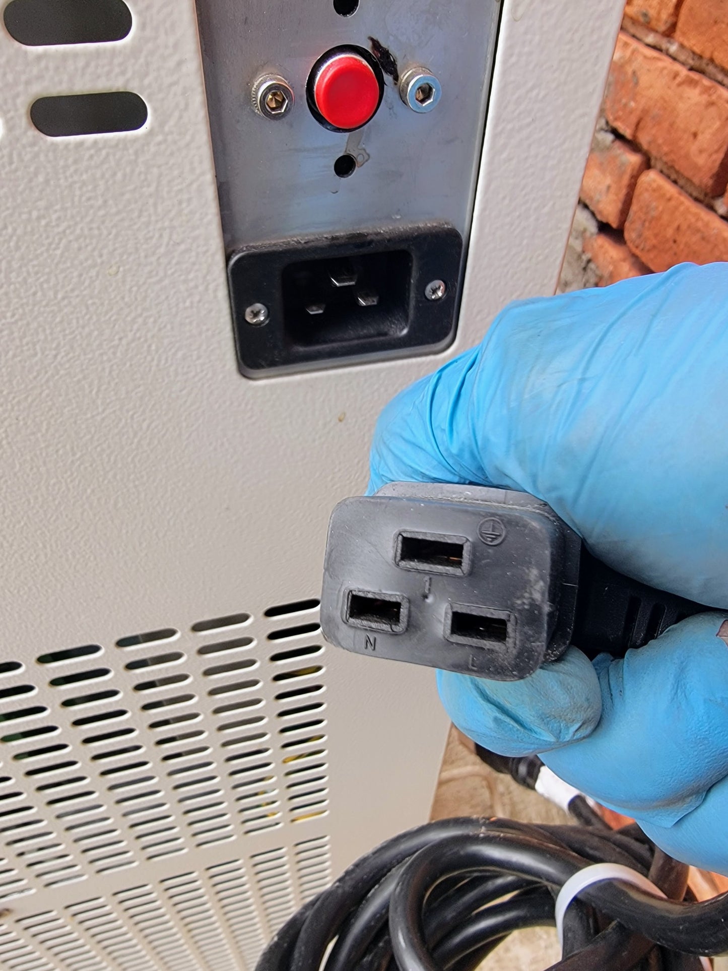 LEICA CM1950 CRYOSTAT VACUUM UV ULTRAVIOLET 60 Hz 120V 90DAYWARRANTY WATCH-VIDEO