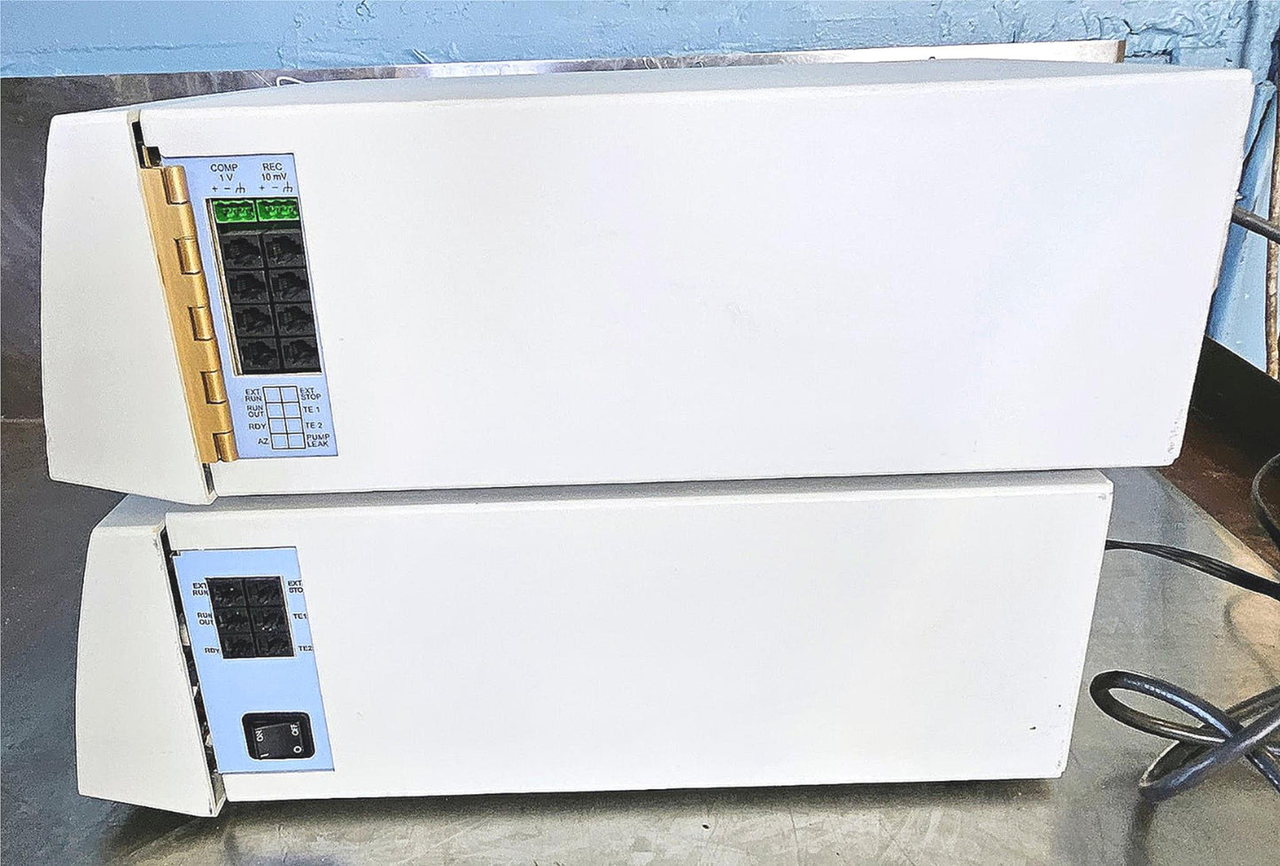 2UNITSWARRANTY PERKIN ELMER SERIES 200 UV/VIS DETECTOR & HPLC PUMP UNIT FREESHIP
