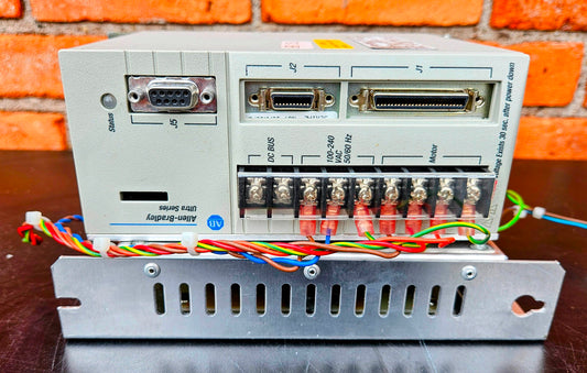 *WARRANTY* ALLEN BRADLEY 1398-DDM-005 SERVO DRIVE with Arcotronics 250VAC 50/60H