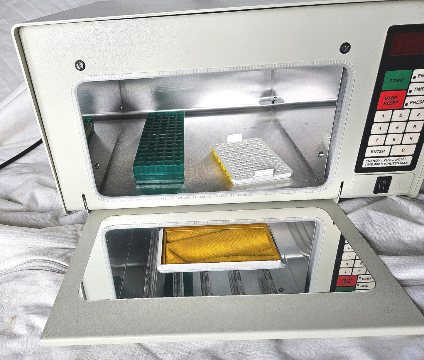 WARRANTY* UVP CL-1000 ULTRAVIOLET CROSSLINKER with OPERATIONAL MANUAL WATCHVIDEO
