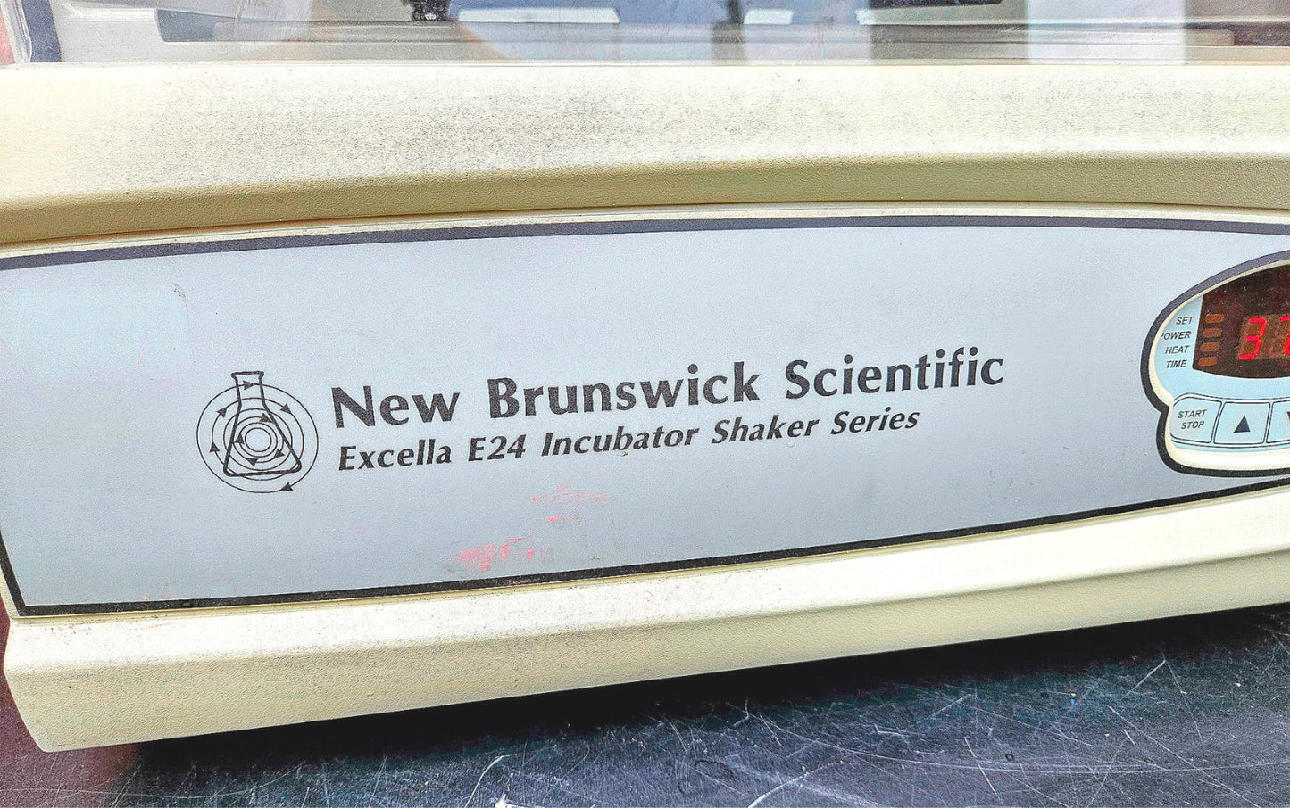 WARRANT REFURBISHD NEW BRUNSWICK EXCELLA E24 INCUBATOR SHAKER WATCHVIDEOFREESHIP