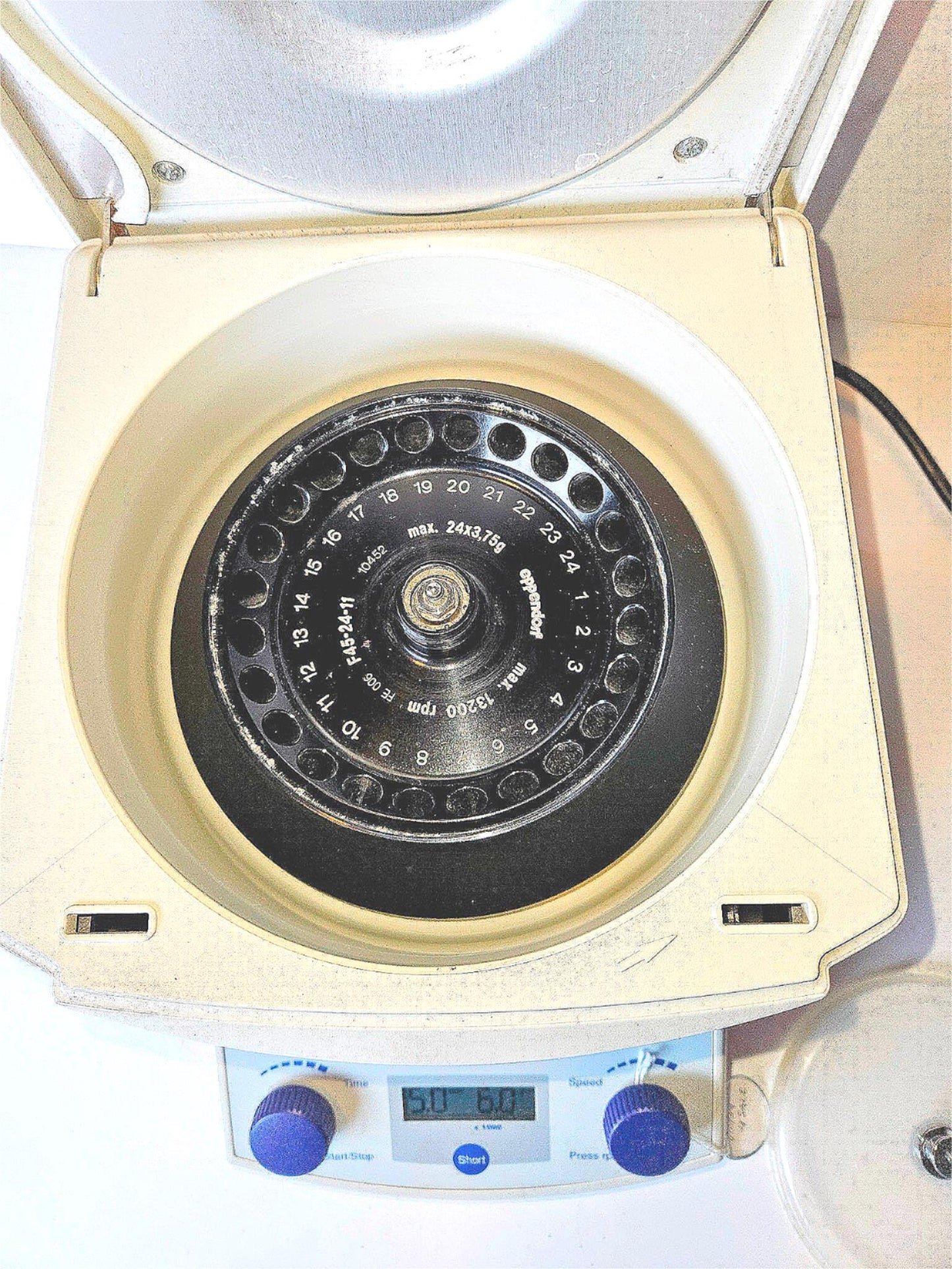 90-DAY-WARRANTY EPPENDORF 5415D with F45-24-1 ROTOR & LID WATCH VIDEO FREE SHIP