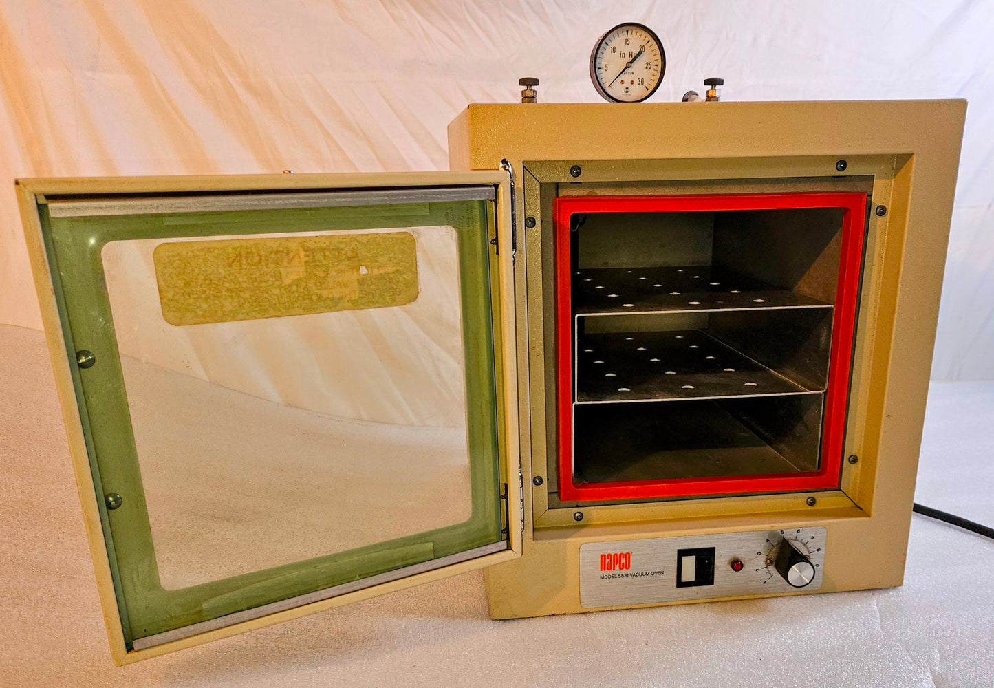90DAYWARRANTY REFURBISHED NAPCO 5831 LAB VACUUM OVEN 0.45cuft 550W 120V FREESHIP