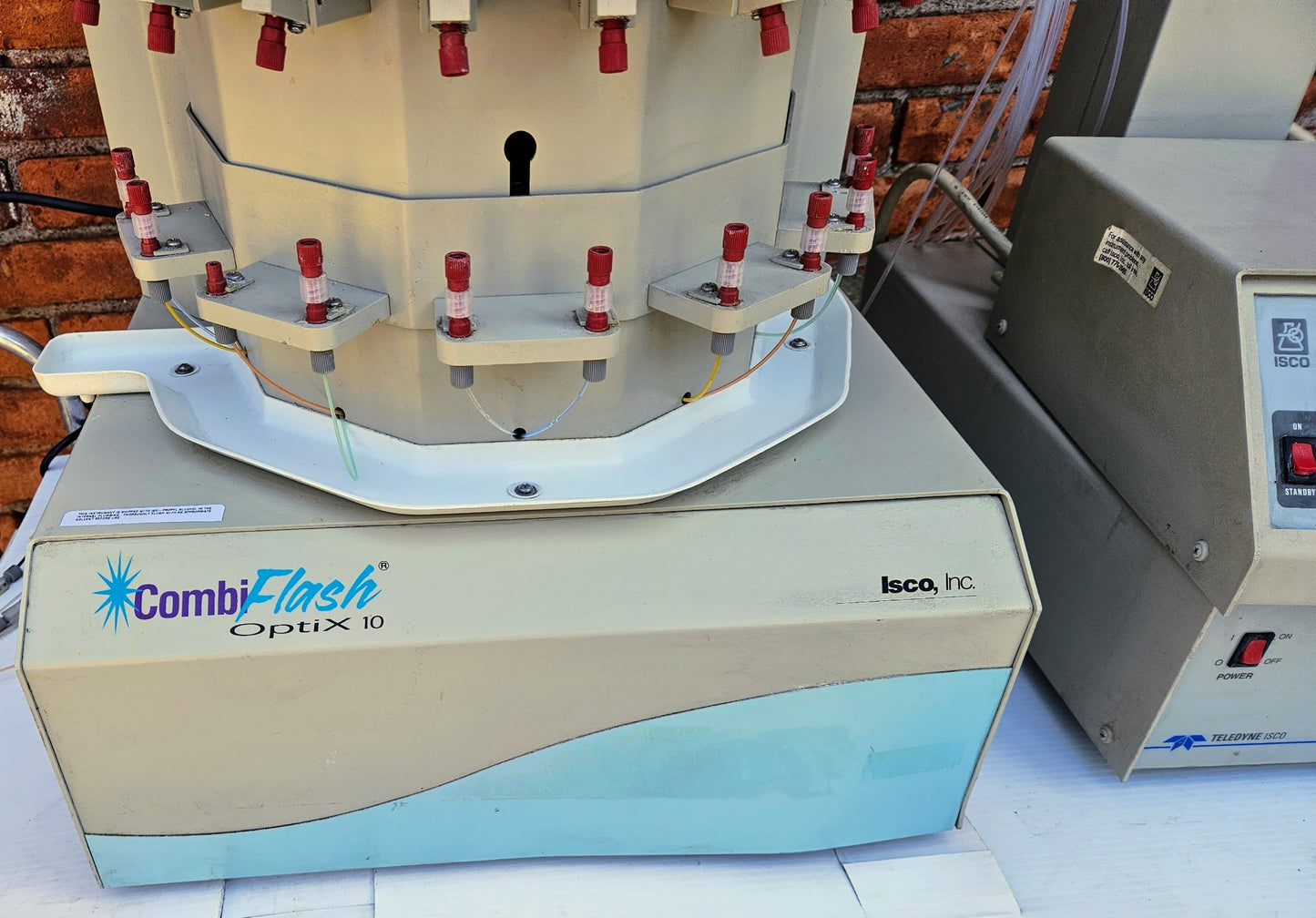 (Does Power On Fine) ISCO 500D SYRINGE PUMP with COMBIFLASH OPTIX 10 WATCH VIDEO