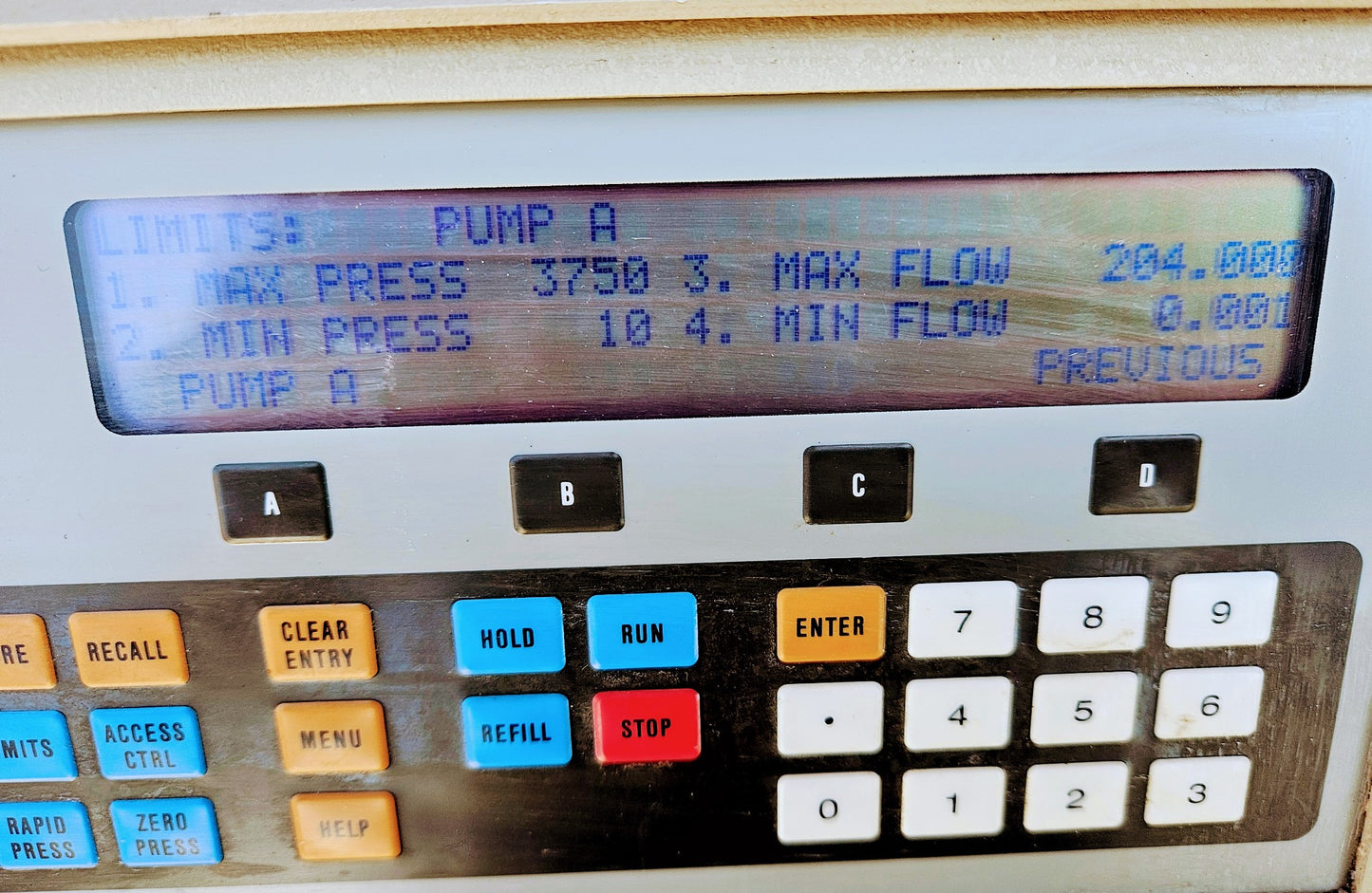 (Does Power On Fine) ISCO 500D SYRINGE PUMP with COMBIFLASH OPTIX 10 WATCH VIDEO