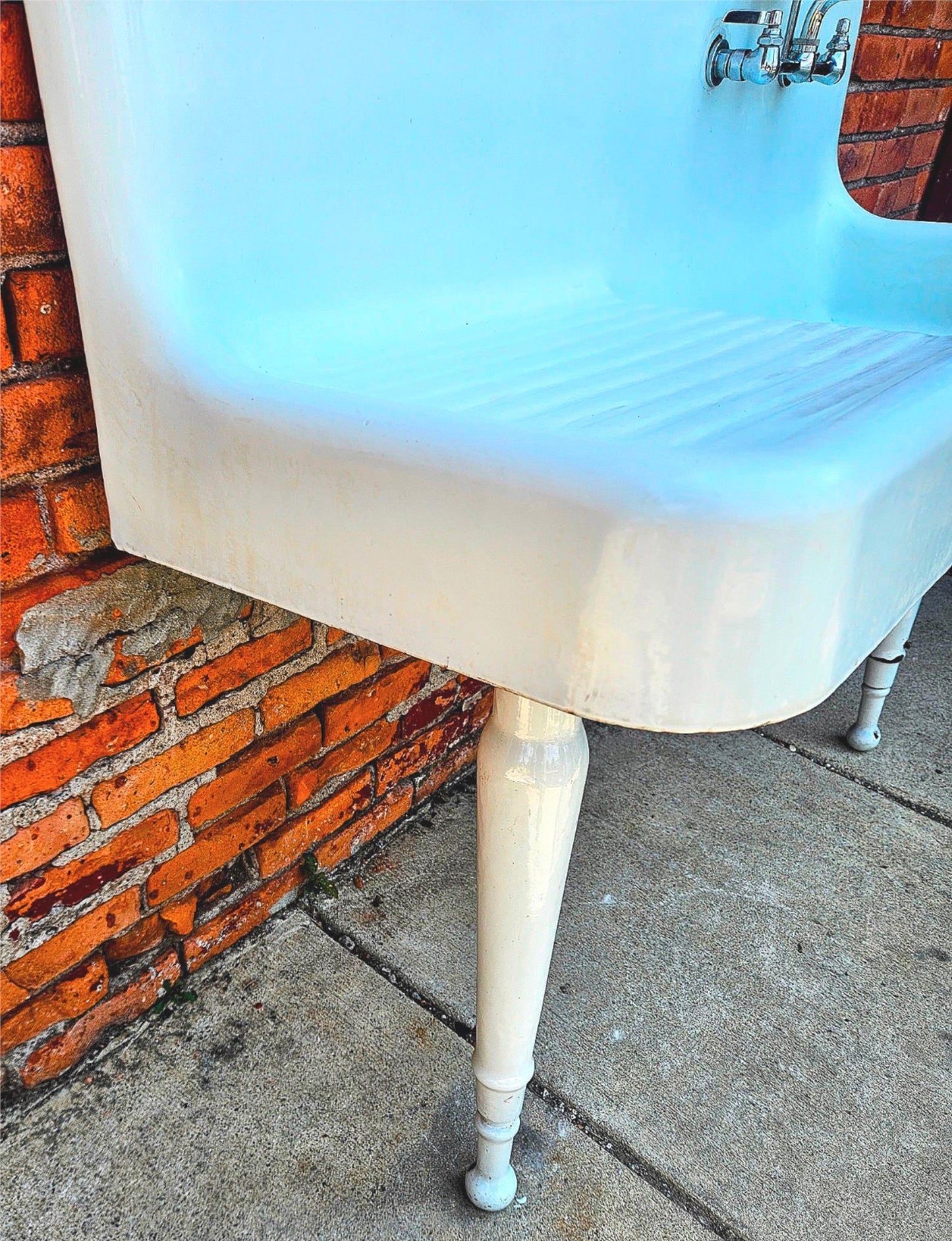 20's RECLAIMED 52"x42"x19" CAST IRON FARM PEG-LEG PEDESTAL FAUCET SINK FREE SHIP