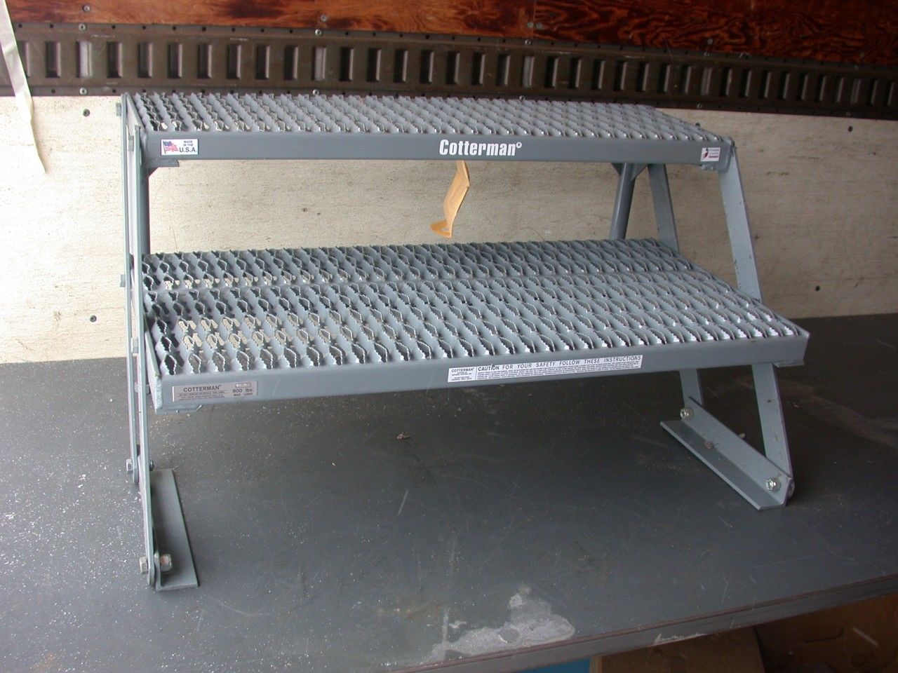 NEW COTTERMAN 2 STEP ADJUSTABLE EXTENTION LADDER PLATFORM 800lbs CAPAC 36x22x20