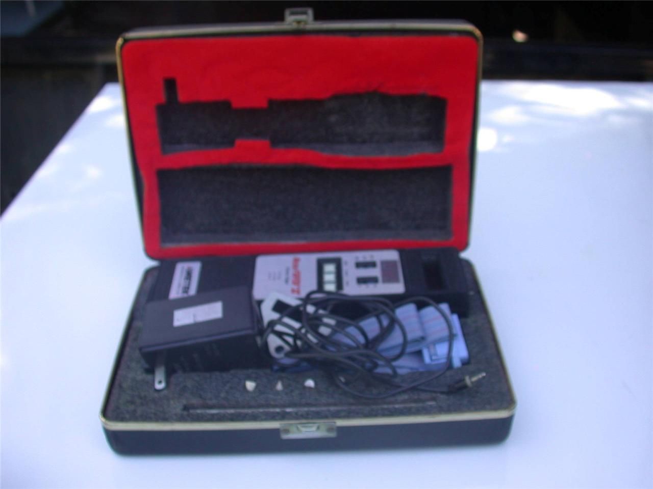 AMETEK ACCUFORCE II CADET 0-10LBS ELECTRONIC FORCE GAUGE ACCU FORCE with CASE