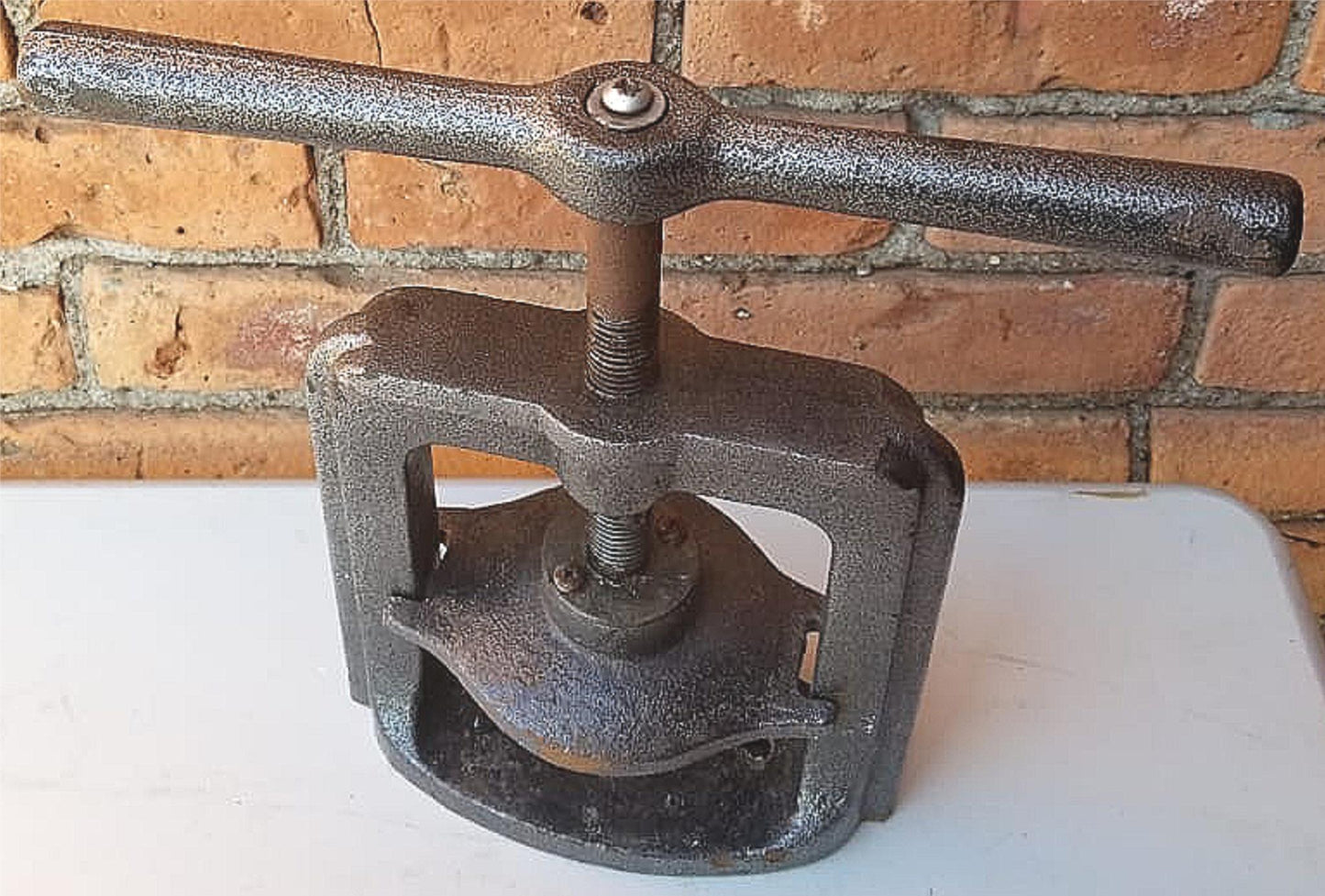 HANDLER LITTLE GIANT MODEL 33 DENTAL PRESS 90 Day Warranty FREE SHIP