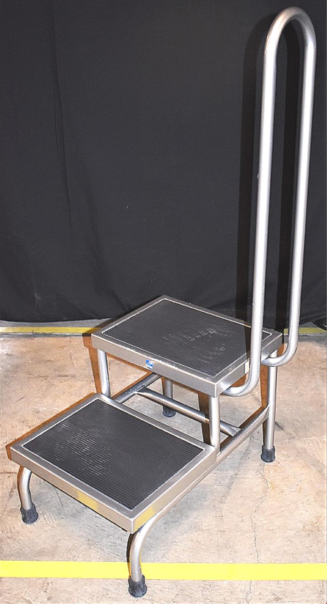 1 BRAND NEW ORIGINAL PEDIGO DOUBLE STEP CHROME FOOTSTOOL WITH HANDRAIL FREE SHIP