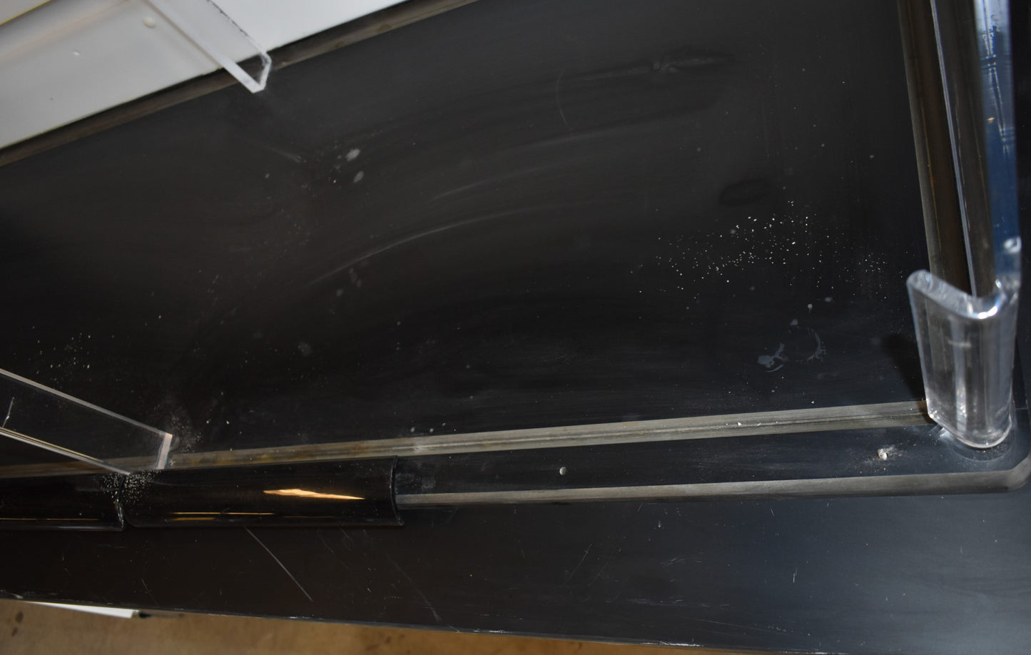 (2) FLOW SCIENCES VBSE VENTED 3ft SAFETY ENCLOSURE FUME HOOD