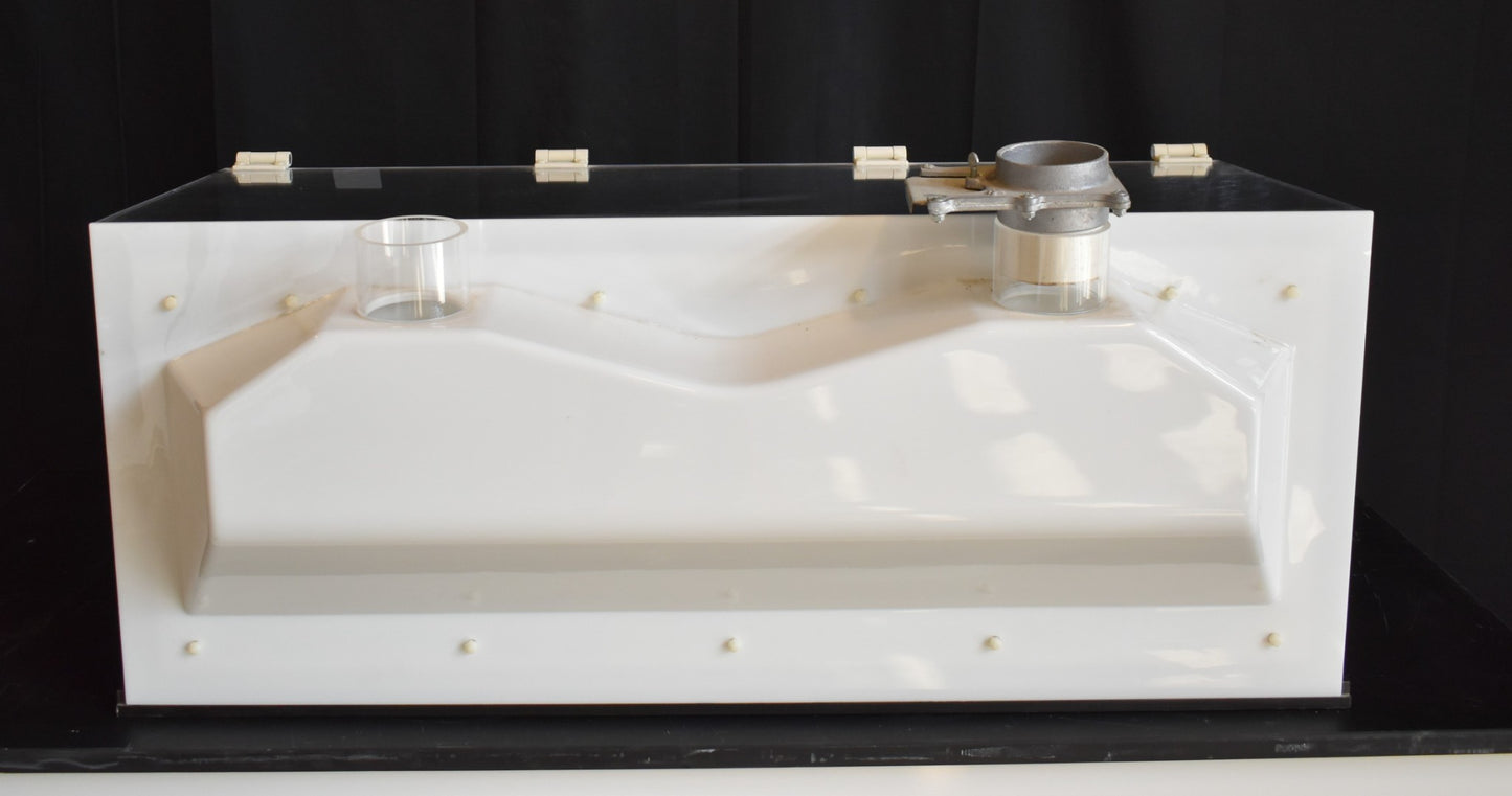 (2) FLOW SCIENCES VBSE VENTED 3ft SAFETY ENCLOSURE FUME HOOD