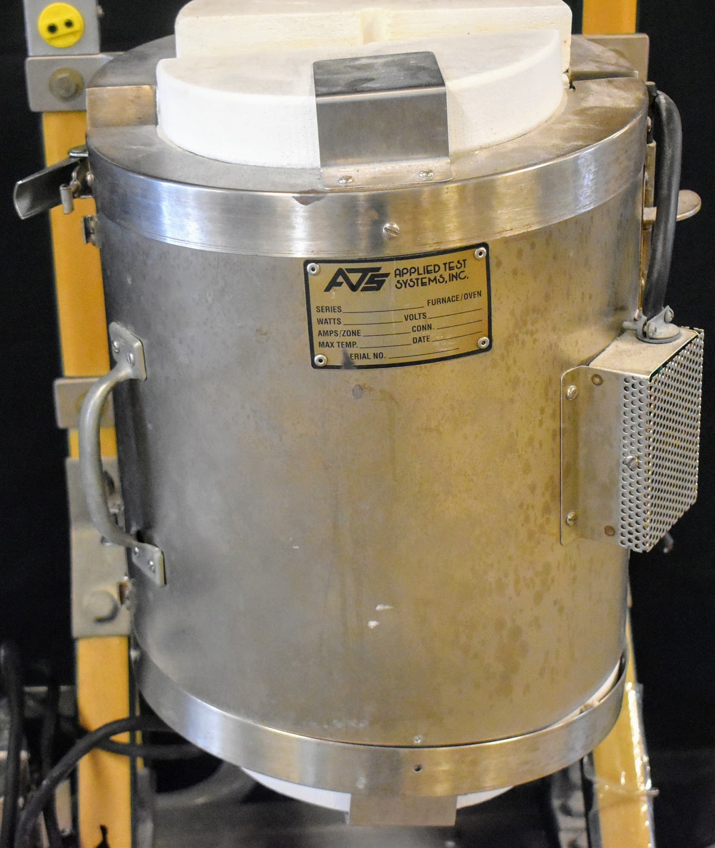 APPLIED TEST SYSTEMS Series 3210 SPLIT TUBE FURNACE 2200°F-1200°C MOUNT BRACKET