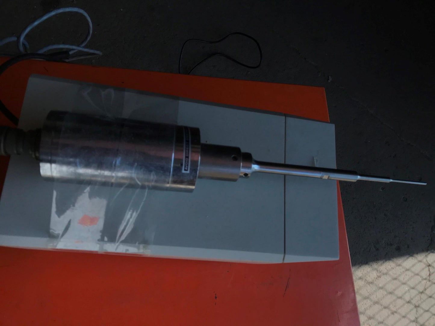 BRANSON 450 SONIFIER & 1 PROBE POWERS UP BUT WE CANNOT TEST IT FREE SHIP