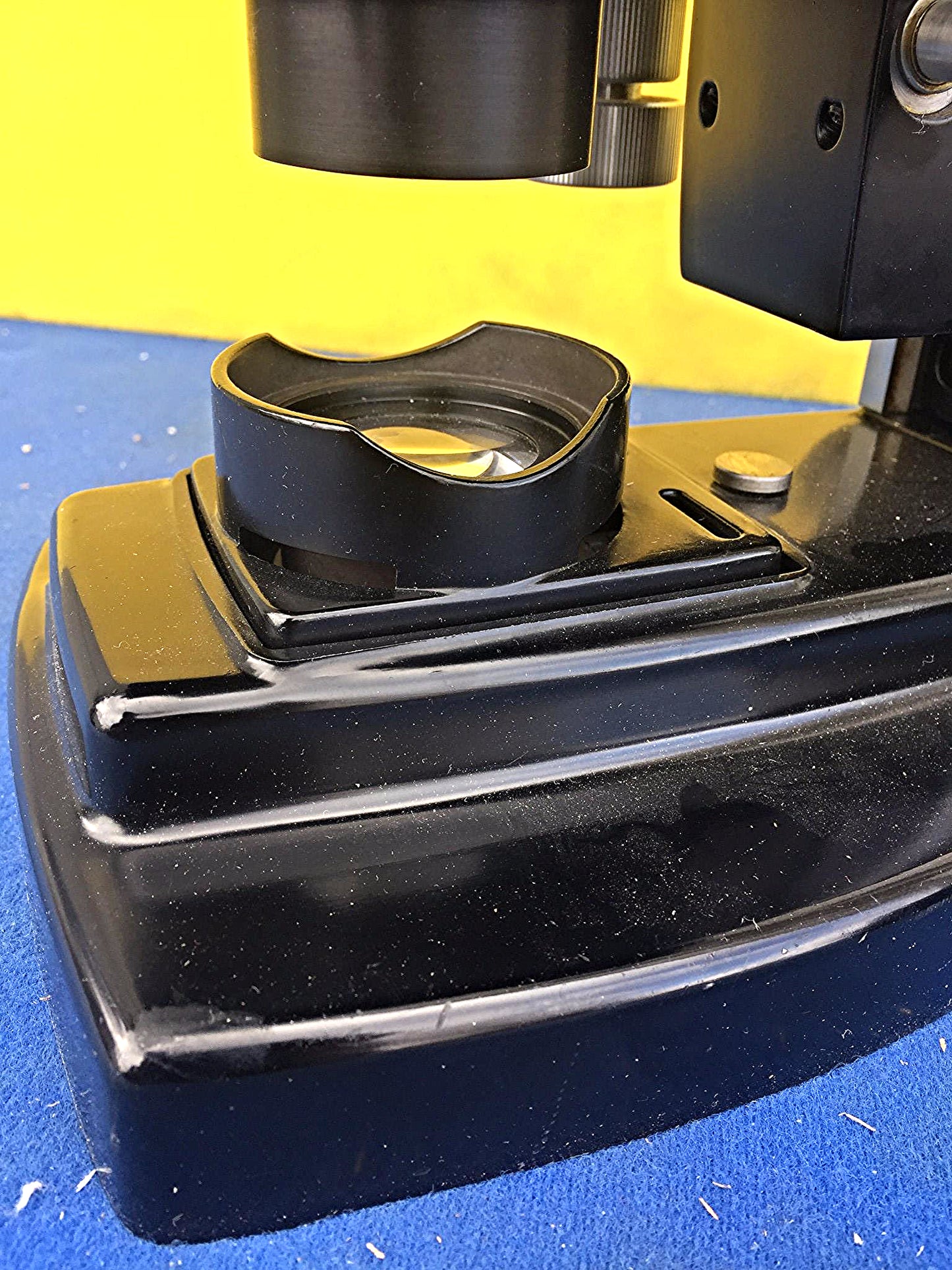 BAUSCH & LOMB MICROSCOPE FREE SHIP