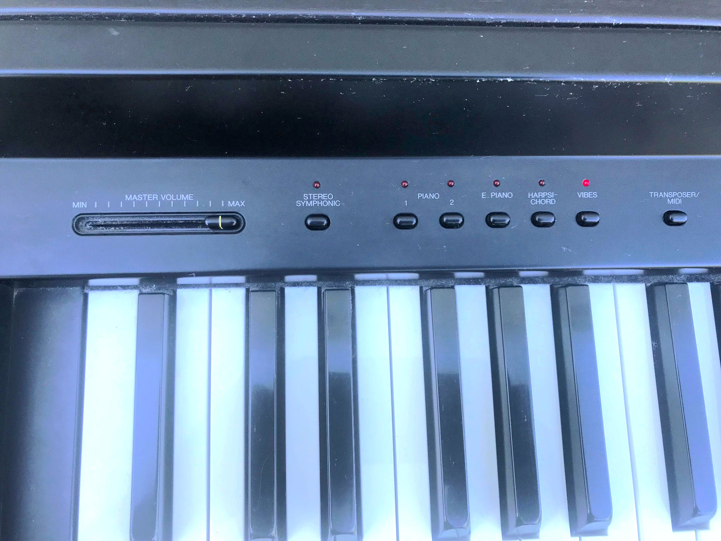 YAMAHA CLAVINOVA CLP-300 DIGITAL PIANO & BENCH WATCH VIDEO FREE SHIP