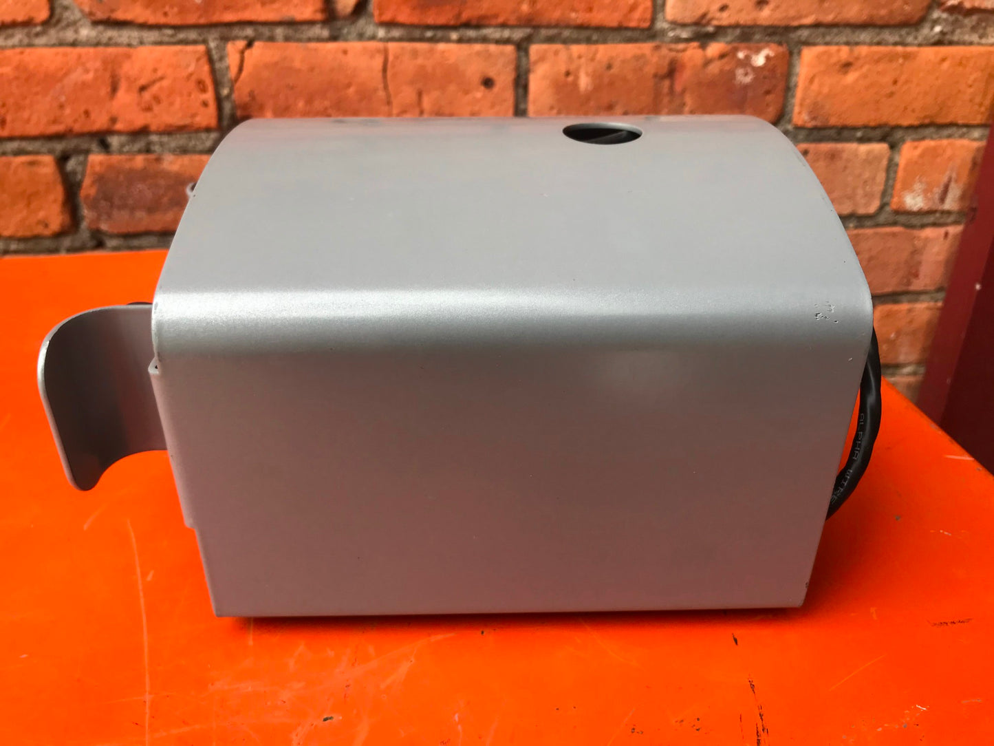 LINEMASTER CLASSIC IV MEDICAL FOOT SWITCH PLUS ENCLOSURE 88SN1-05 FREE SHIPPING