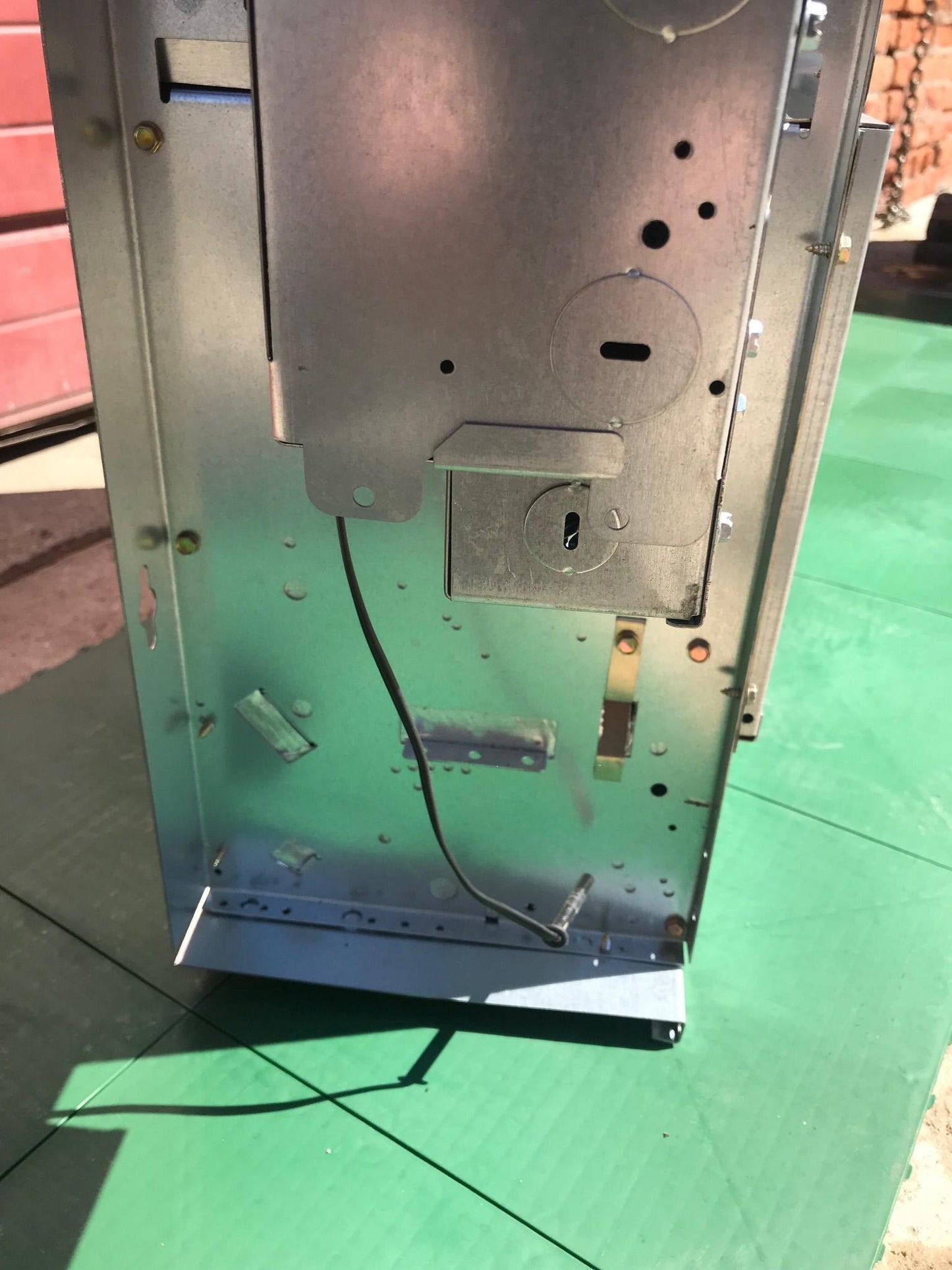 UNI TRANE FCCB0401CAVF00AB4M Q-CYCLE FAN COIL AIR CONDITIONER HEATER HOTEL MOTEL