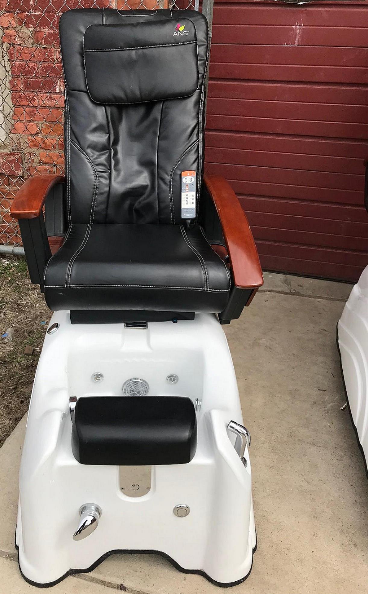 4 PEDICURE SPA STATION HYDRAULIC CHAIRS MASSAGE FOOT BEAUTY SALON SET WATCHVIDEO