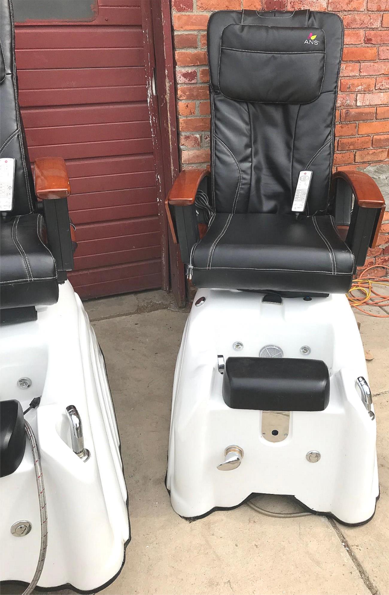 4 PEDICURE SPA STATION HYDRAULIC CHAIRS MASSAGE FOOT BEAUTY SALON SET WATCHVIDEO