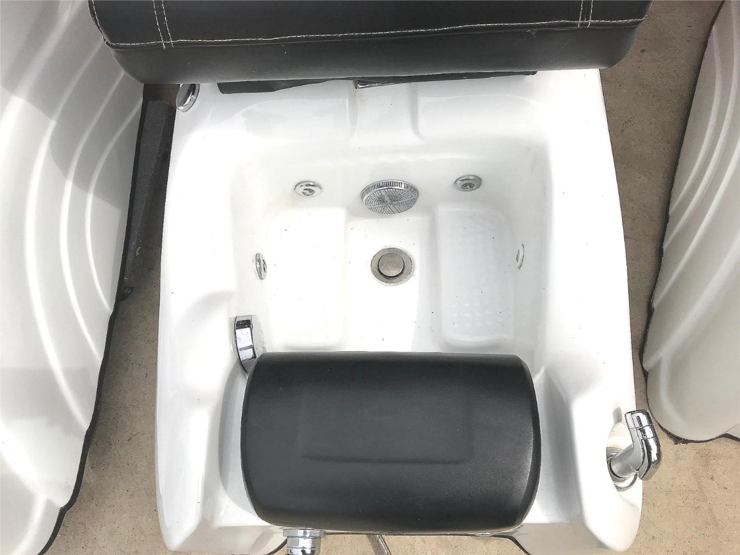 4 PEDICURE SPA STATION HYDRAULIC CHAIRS MASSAGE FOOT BEAUTY SALON SET WATCHVIDEO