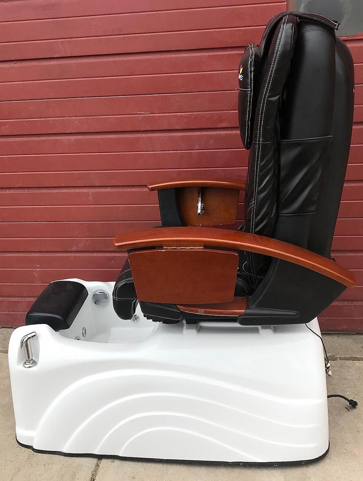 4 PEDICURE SPA STATION HYDRAULIC CHAIRS MASSAGE FOOT BEAUTY SALON SET WATCHVIDEO