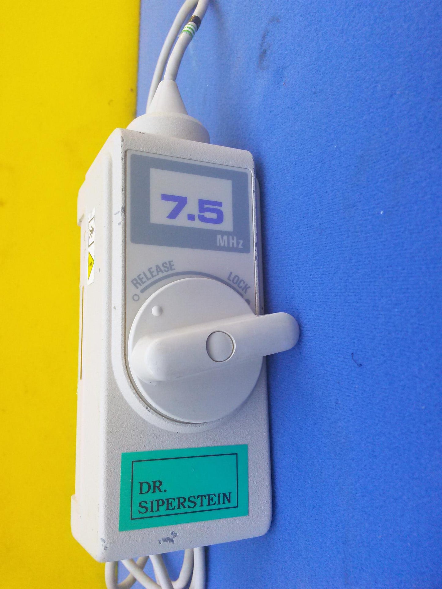 ALOKA DYNAVIEW SSD-1700 ULTRASOUND MACHINE 2 PROBES 3.5 & 7.5