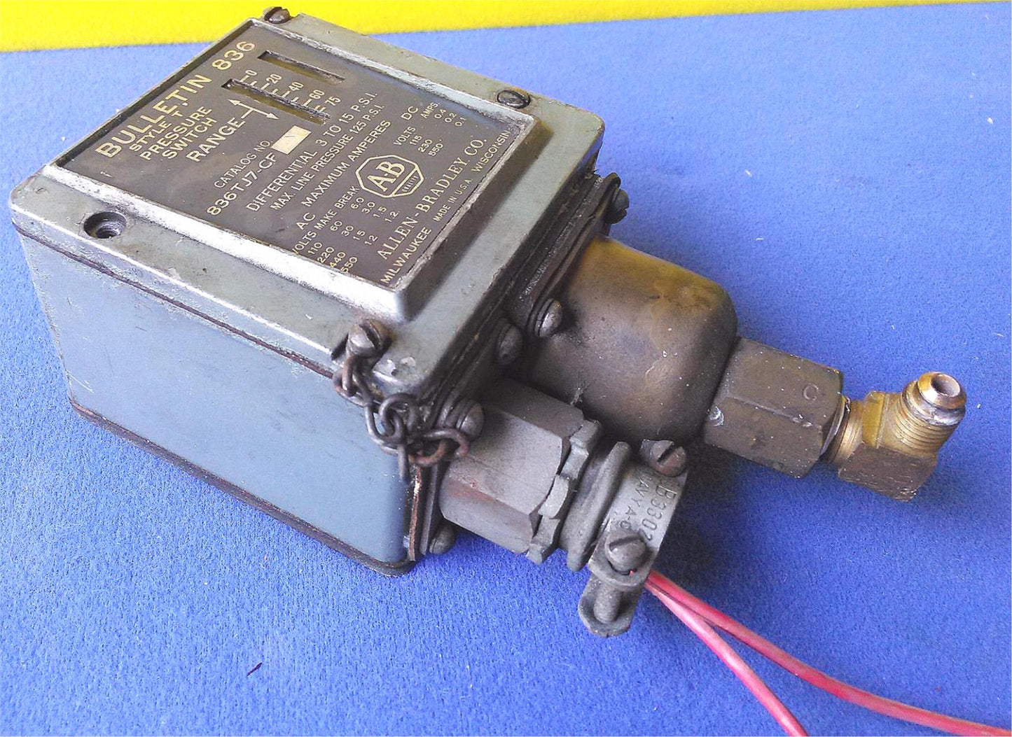 ALLEN-BRADLEY BULLETIN 836 STYLE T PRESSURE SWITCH