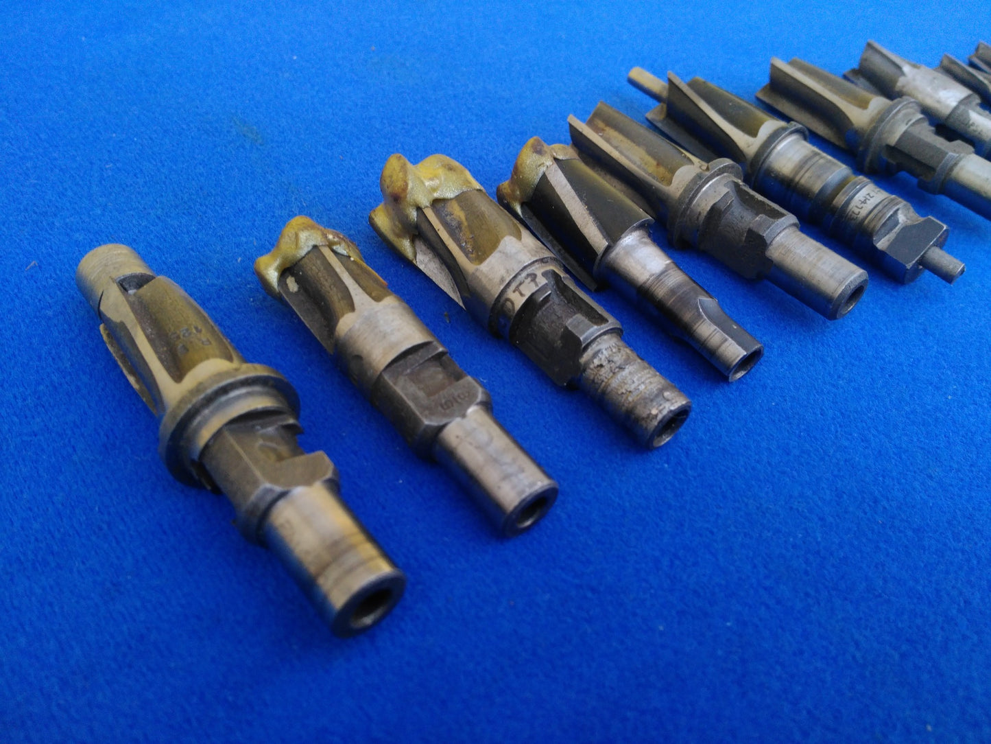 1 UNIT of HIGH SPEED STEEL SPIRAL END MORSE TAPER MANY DIFFERENT SIZE AVAILABLE
