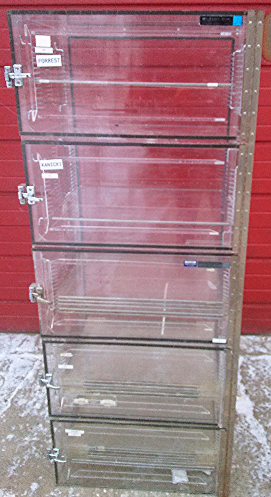 19 d X 24 w X 60 h TERRA UNIVERSAL DISSECATOR CABINET DRY BOX Model 1943-00-1