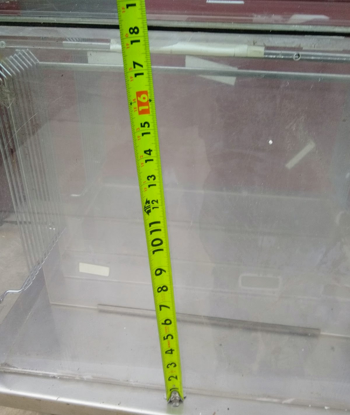 19 d X 24.5 w X 19 h TERRA UNIVERSAL DISSECATOR CABINET DRY BOX Model FREE SHIP