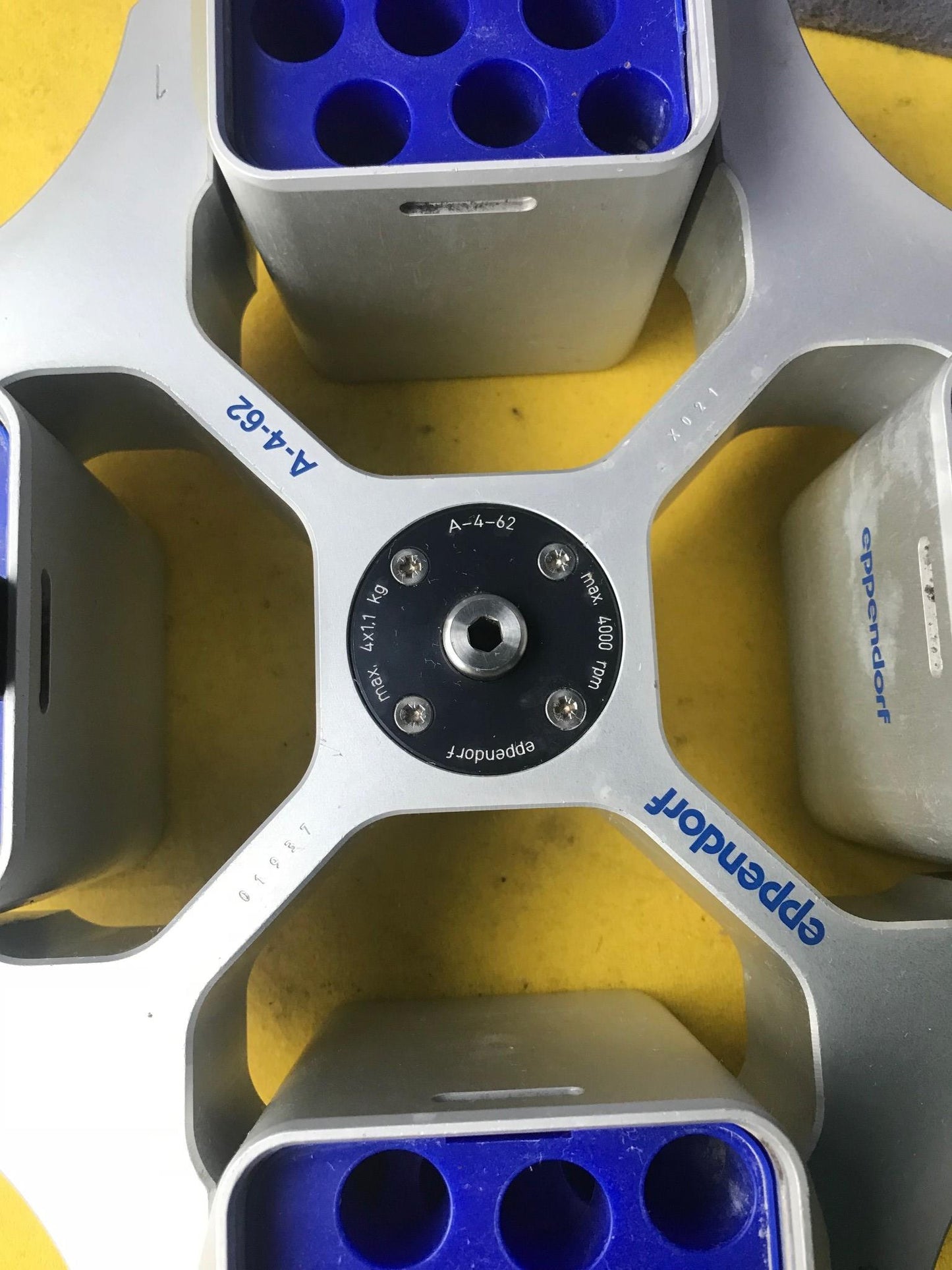 EPPENDORF A-4-62 ROTOR with 4 BUCKETS & ADAPTERs for 5810 CENTRIFUGE FREE SHIP