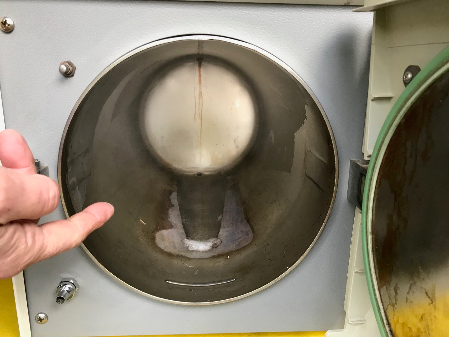 TUTTNAUER 2540M MANUAL AUTOCLAVE BENCHTOP STERILIZER 23Liter WATCHVIDEO FREESHIP