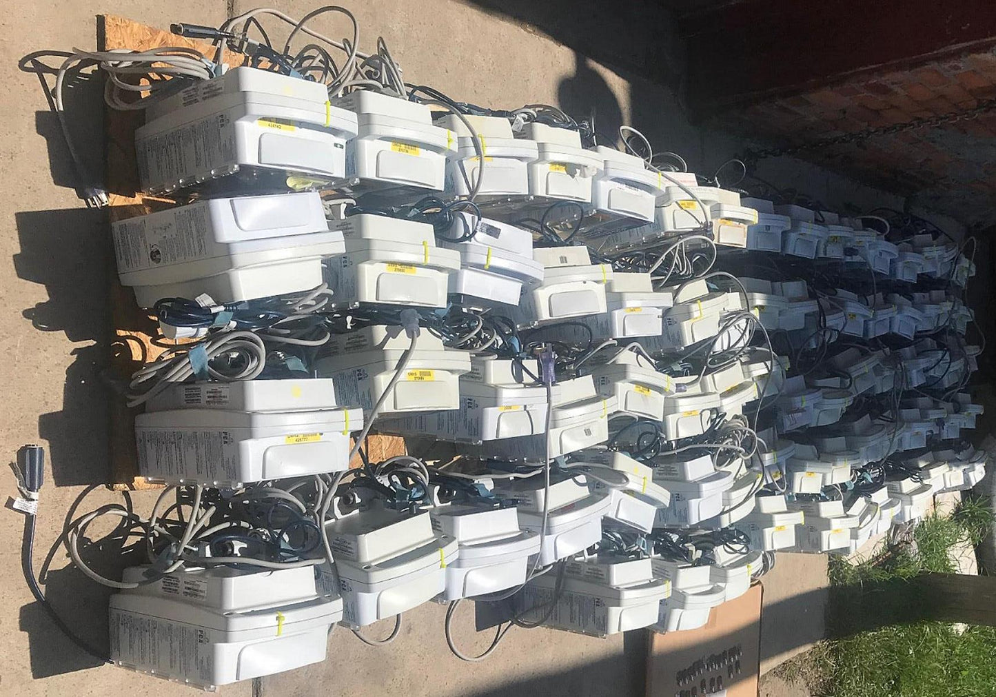 LOT 75 HOSPIRA LifeCare PCA™ FAMILY Infusion SysteM (23 with KEYS) FREE USA SHIP