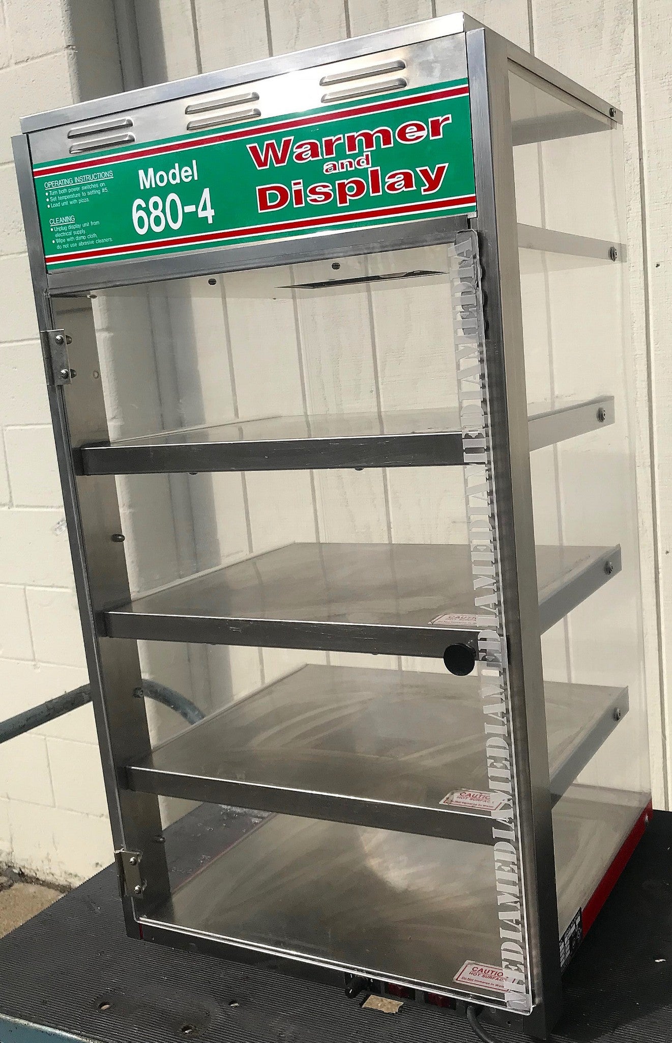 WISCO 680-4 MERCHANDISER DISPLAY 4 HEATED SHELVES PIZZA WARMER FREE SHIPPING