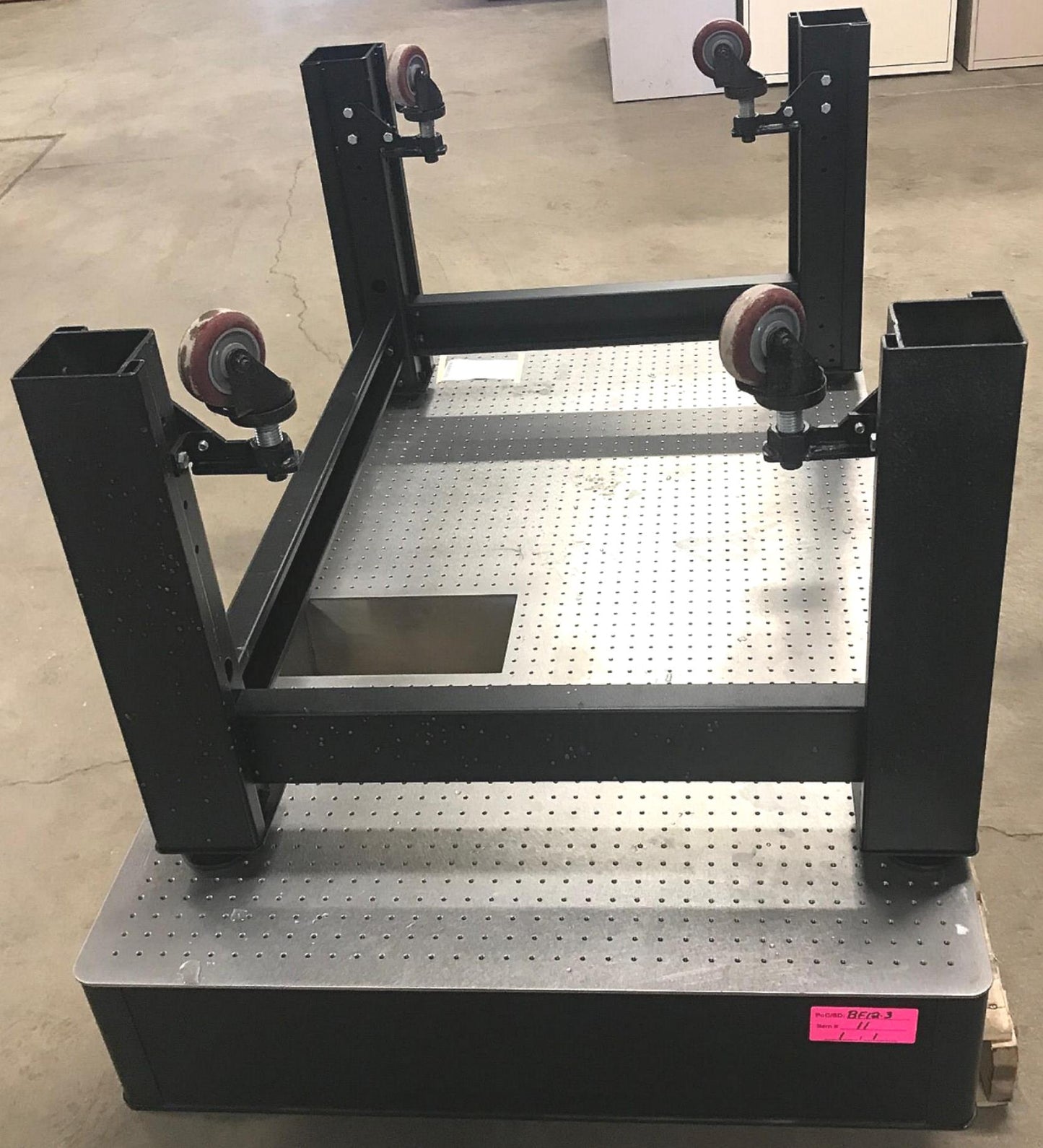 TMC CLEANTOPII 3x5Feet HONEYCOMB BREADBOARD OPTICAL ANTI VIBRATION OPTICAL TABLE