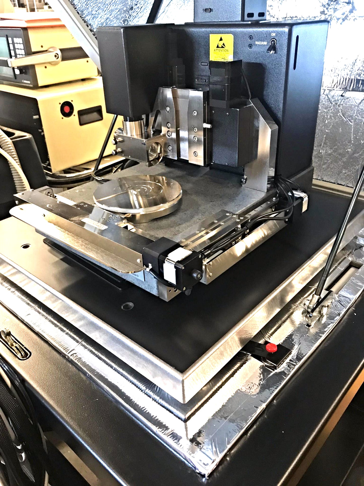 VEECO DIGITAL INSTRUMENT DIMENSION V D3100V MICROSCOPE NANOMECHANIICAL TMC TABLE