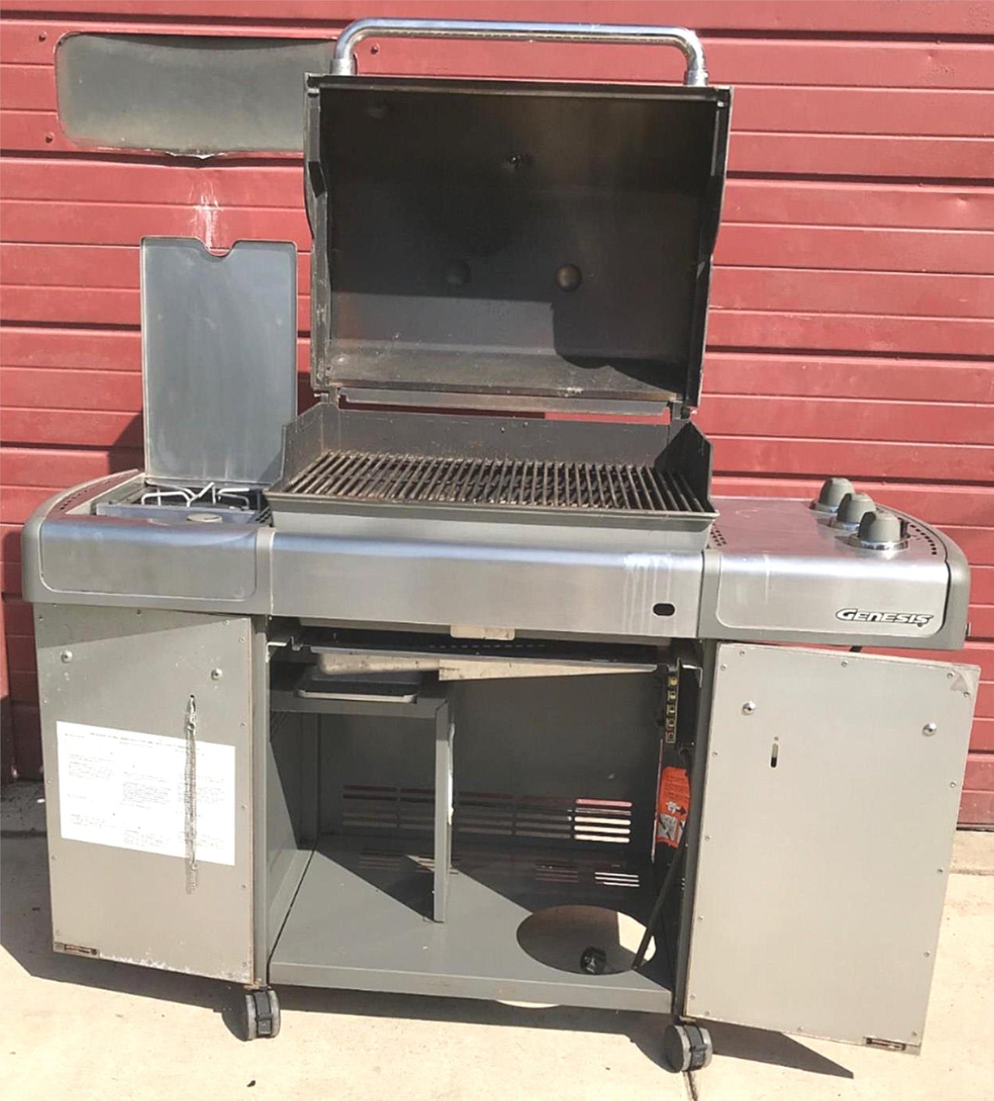 WEBER GENESIS® S-320™ PROPANE GAS GRILL with SIDE BURNER & COVER