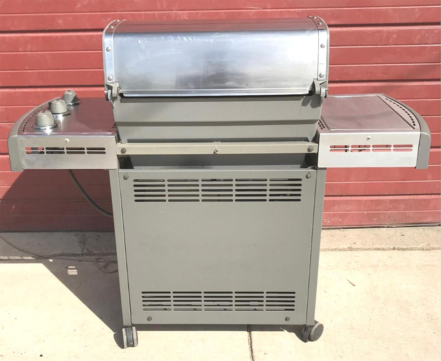 WEBER GENESIS® S-320™ PROPANE GAS GRILL with SIDE BURNER & COVER